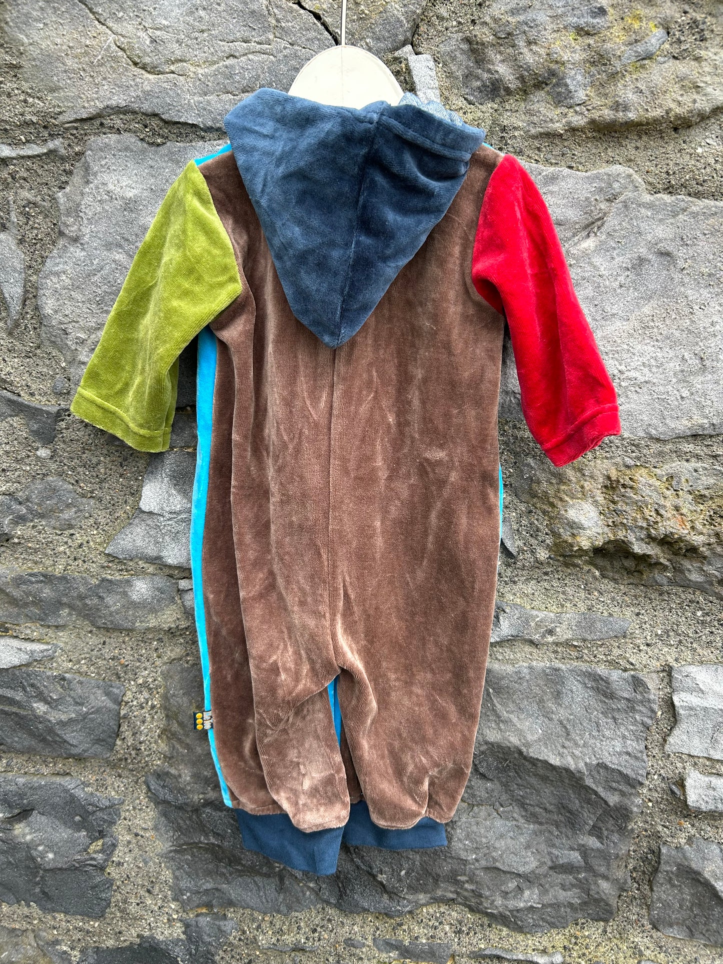 Colourful hooded onesie 3m (62cm)