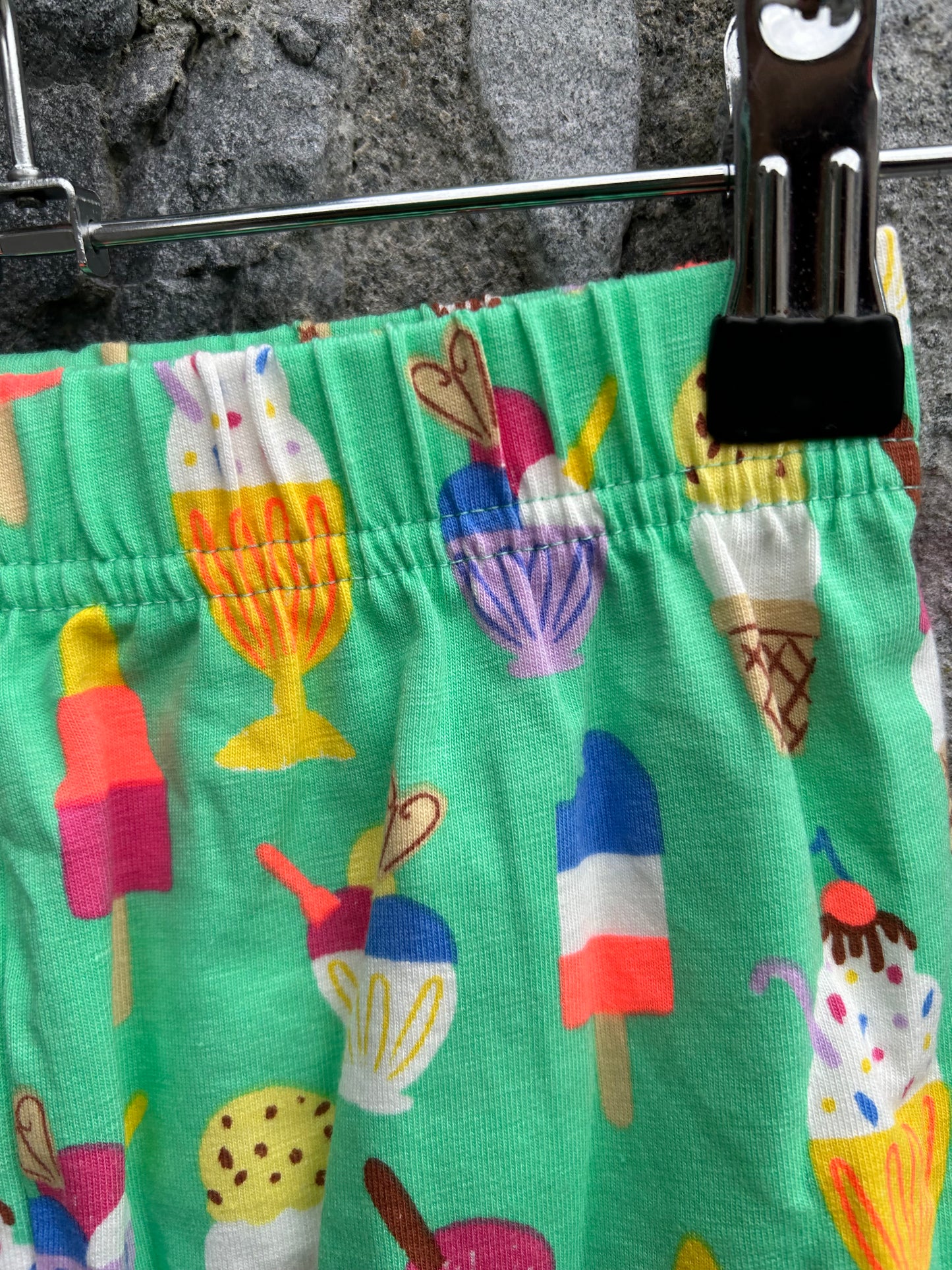 Ice cream green pjs 18-24m (86-92cm)