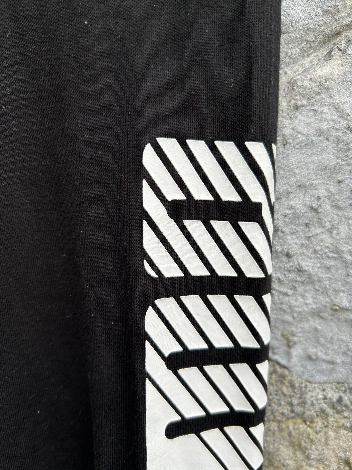 Black logo leggings 9-10y (134-140cm)