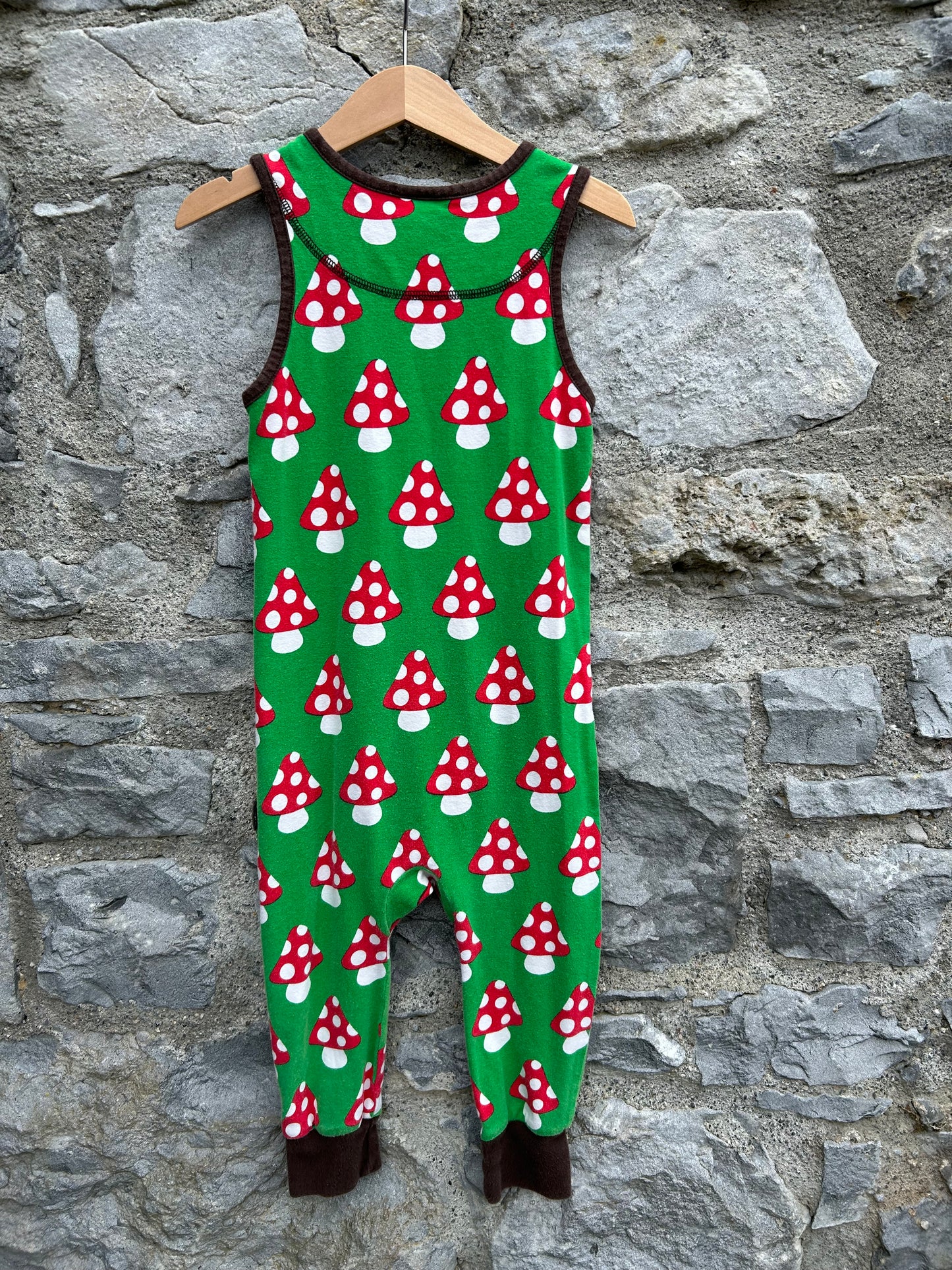 Green mushroom dungarees 18-24m (86-92cm)