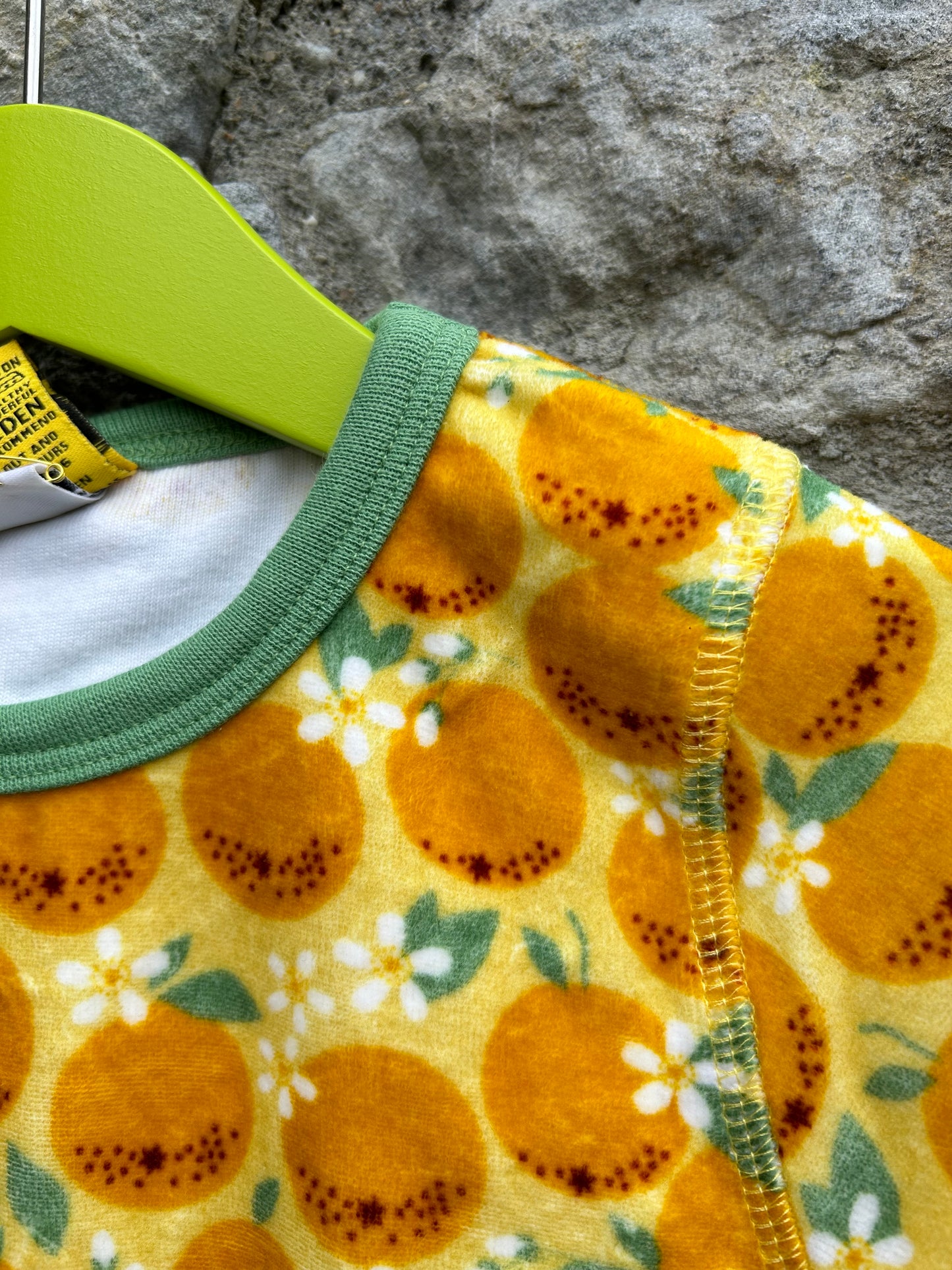 Oranges yellow velour top 3-4y (98-104cm)