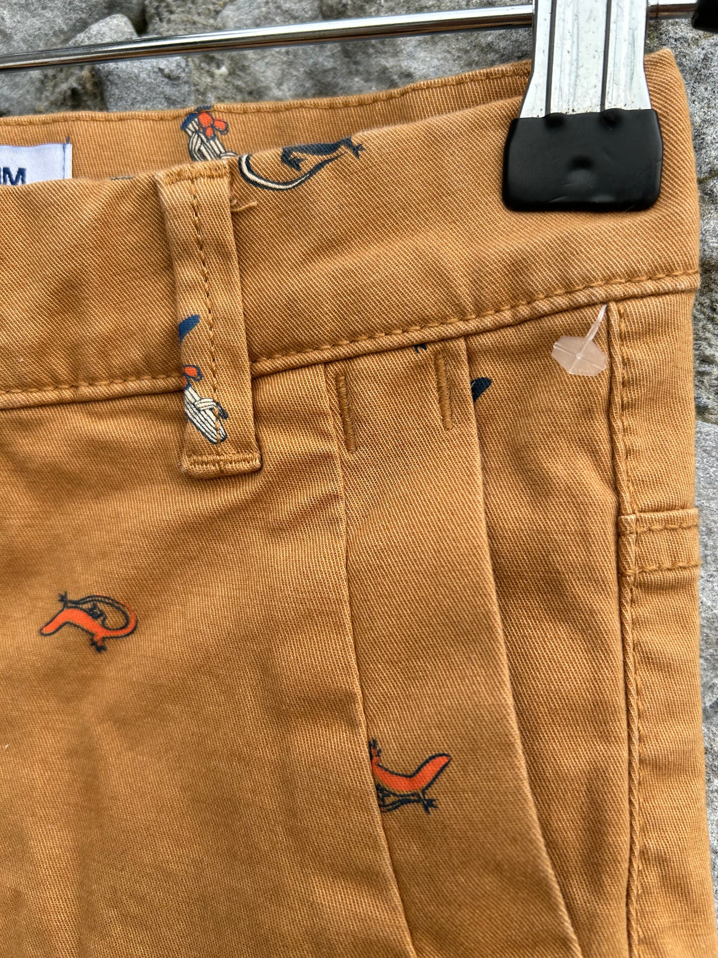 Desert brown shorts 5-6y (110-116cm)