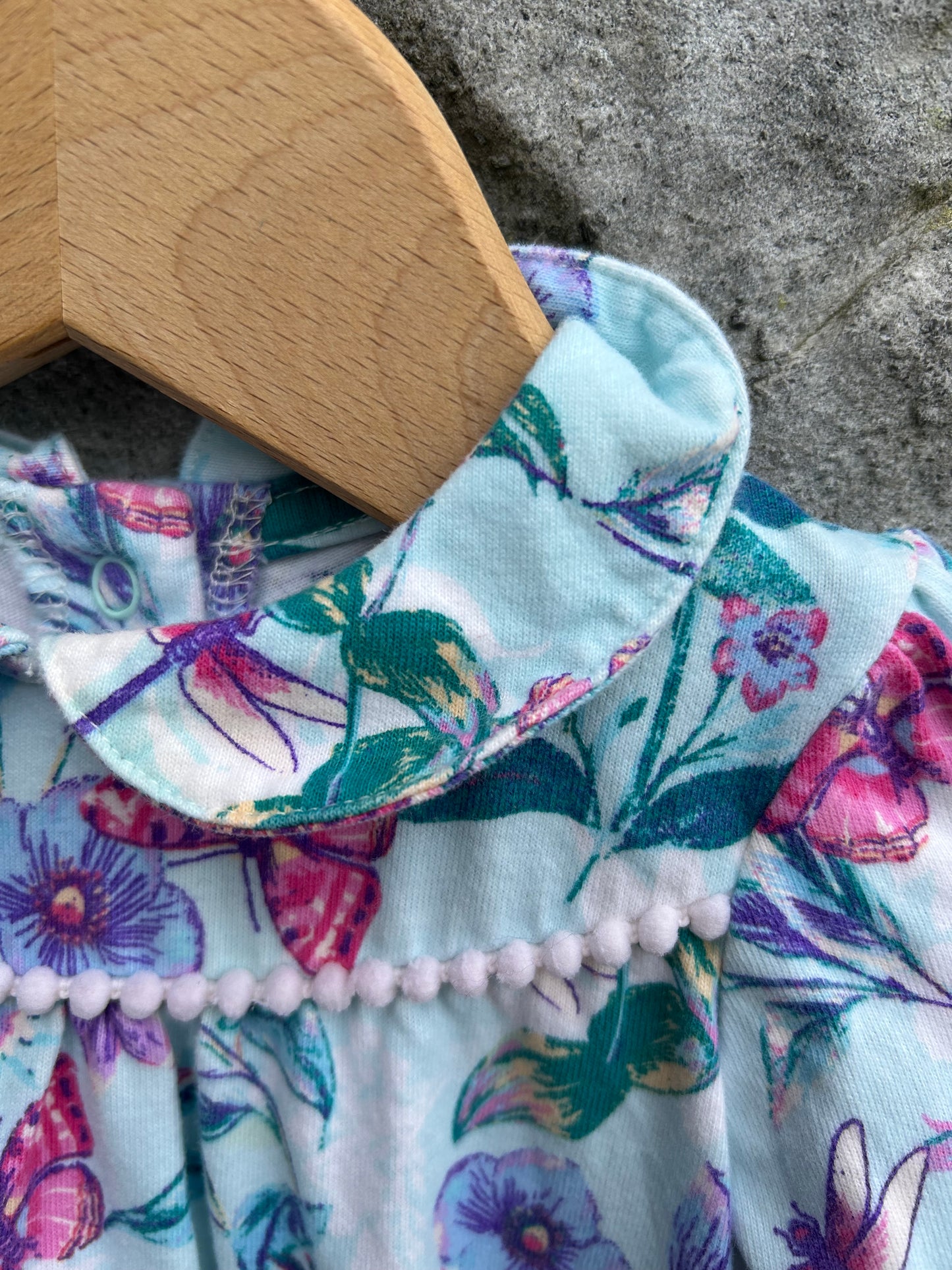 Floral blue onesie 3-6m (62-68cm)
