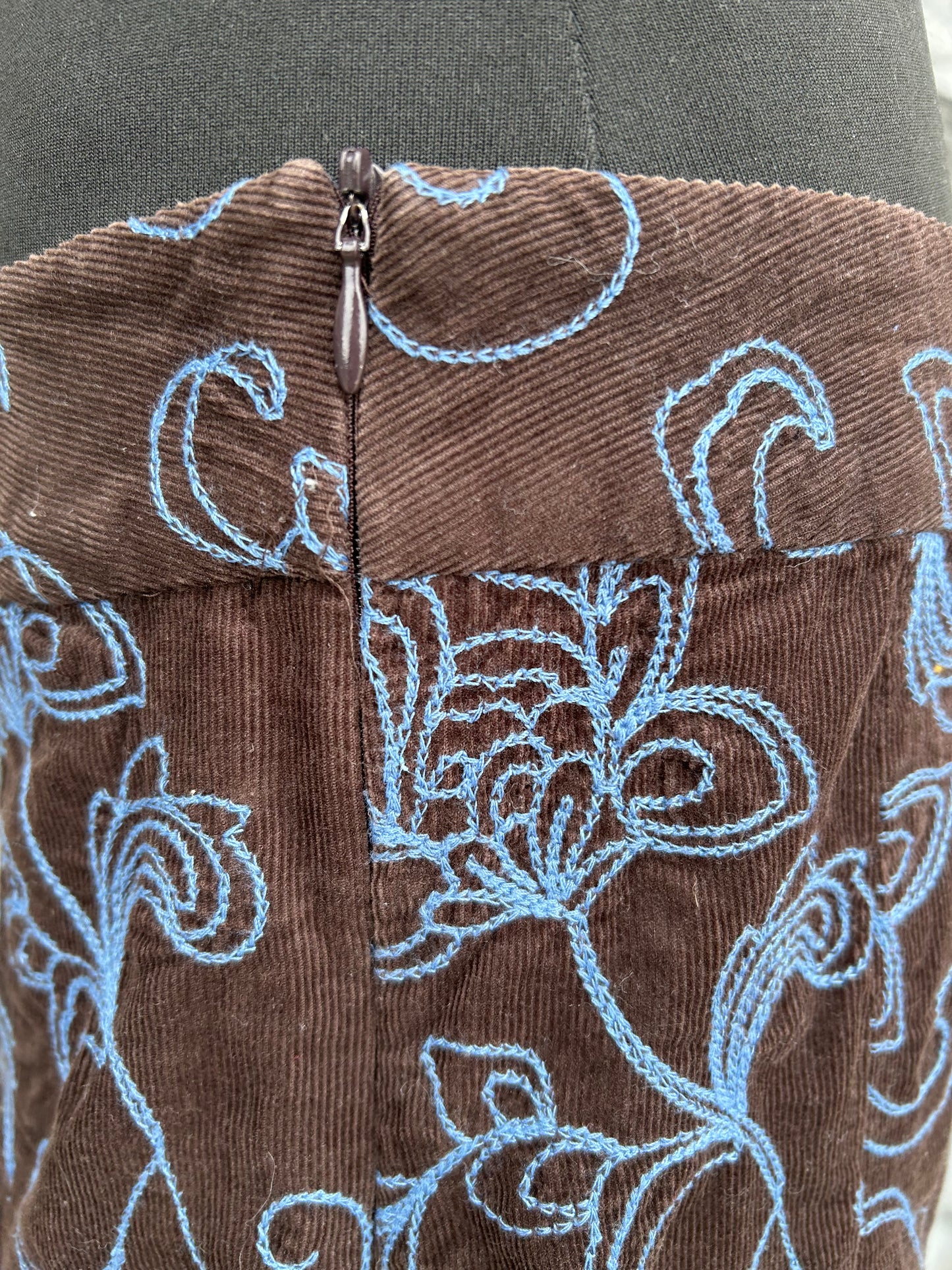 Brown floral embroidered cord skirt uk 14
