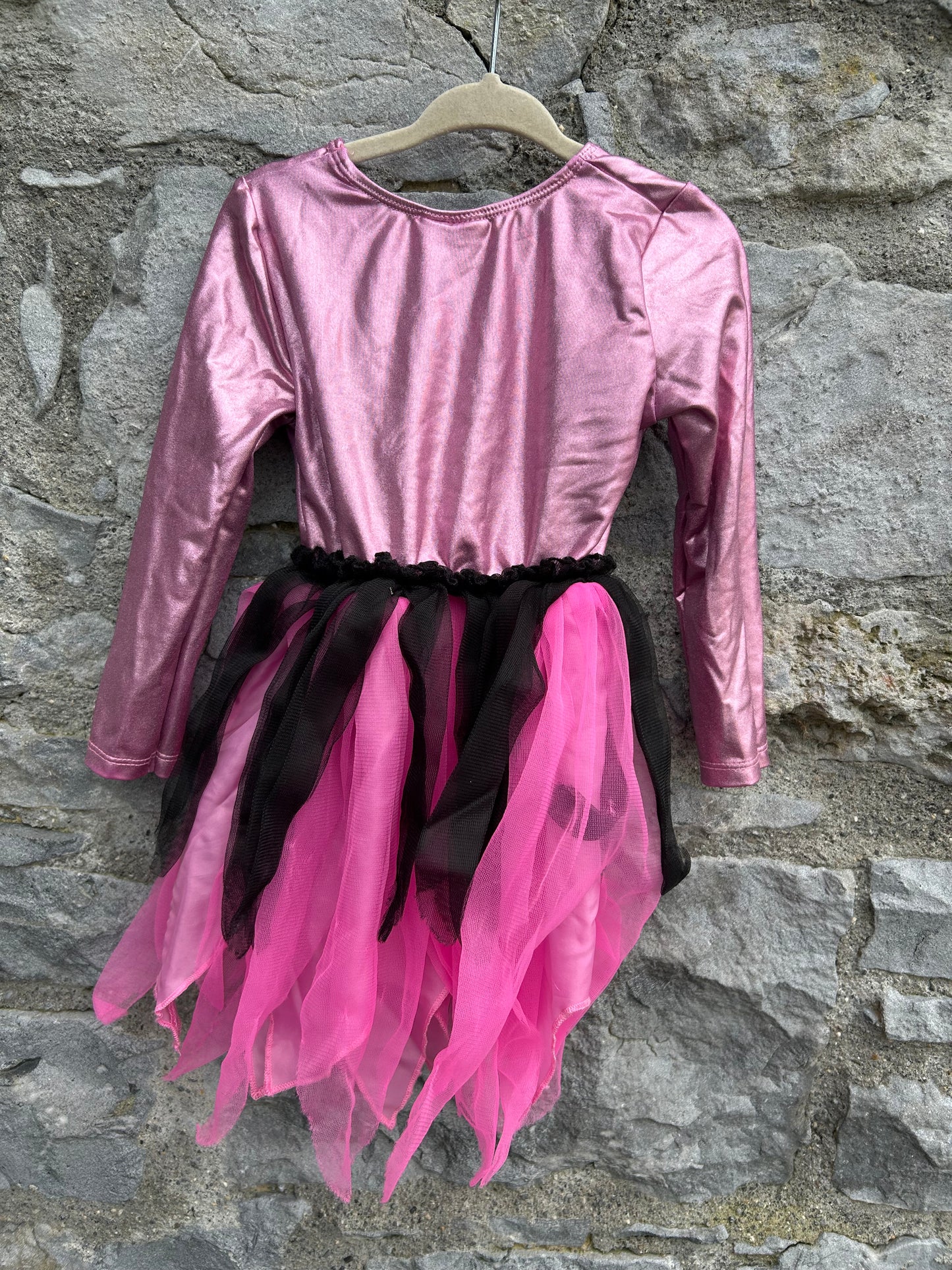 Pink skeleton dress 3-4y (98-104cm)