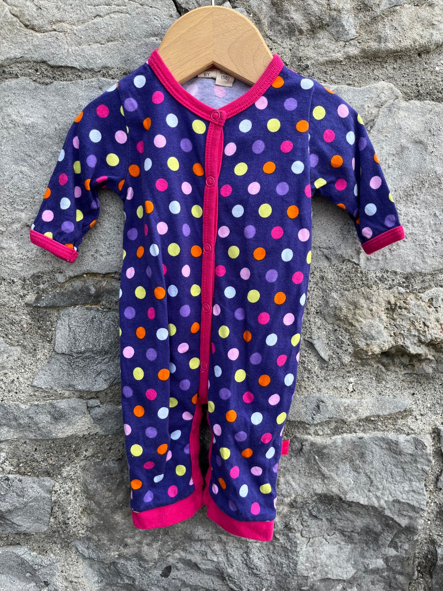 Colourful dots purple onesie 0-1m (56cm)
