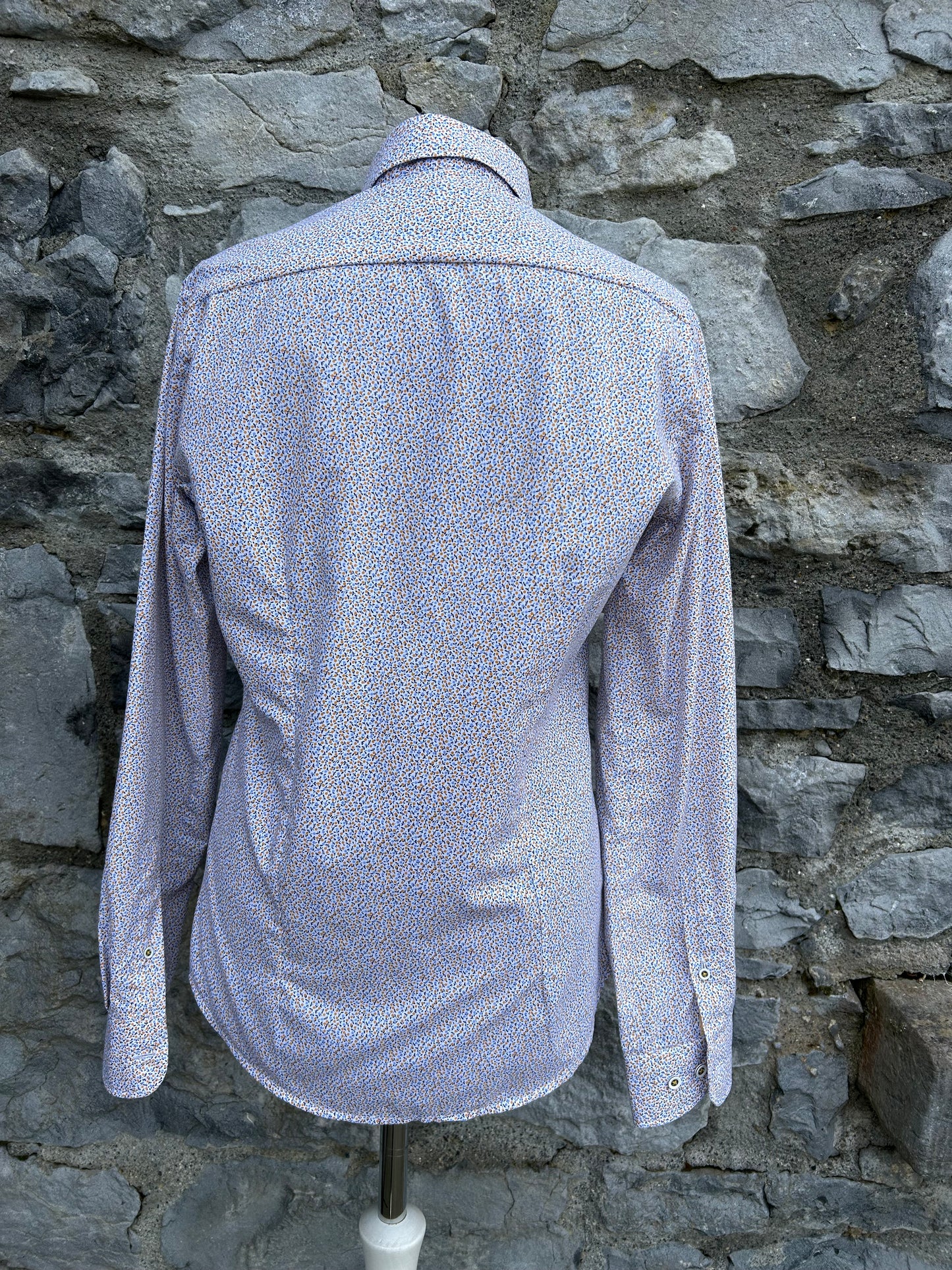 Blue floral shirt Small