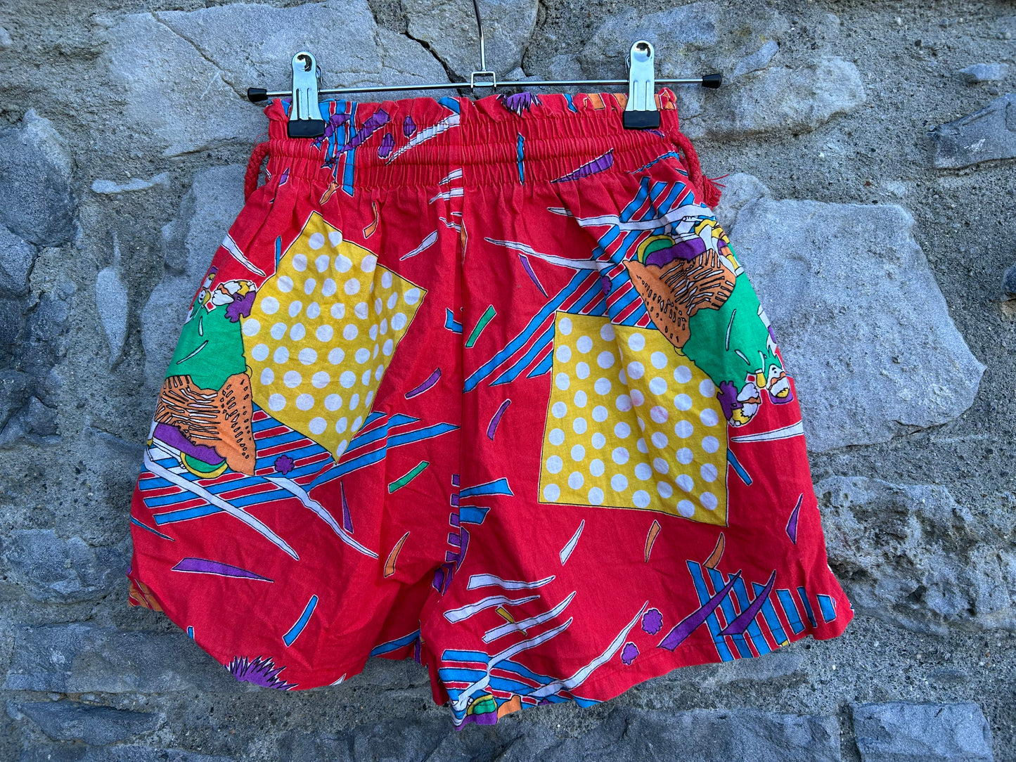 80s abstract red shorts uk 6-8
