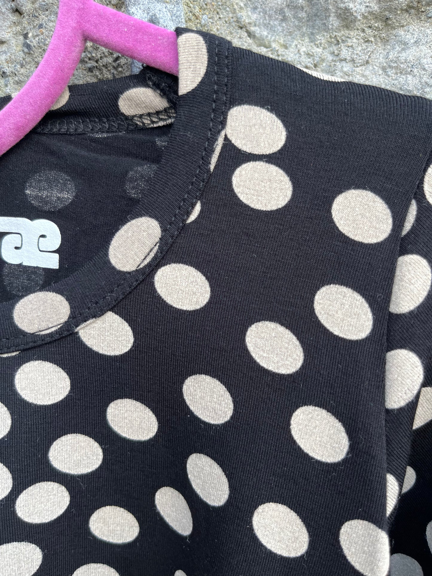 Black spotty top 5-6y (110-116cm)