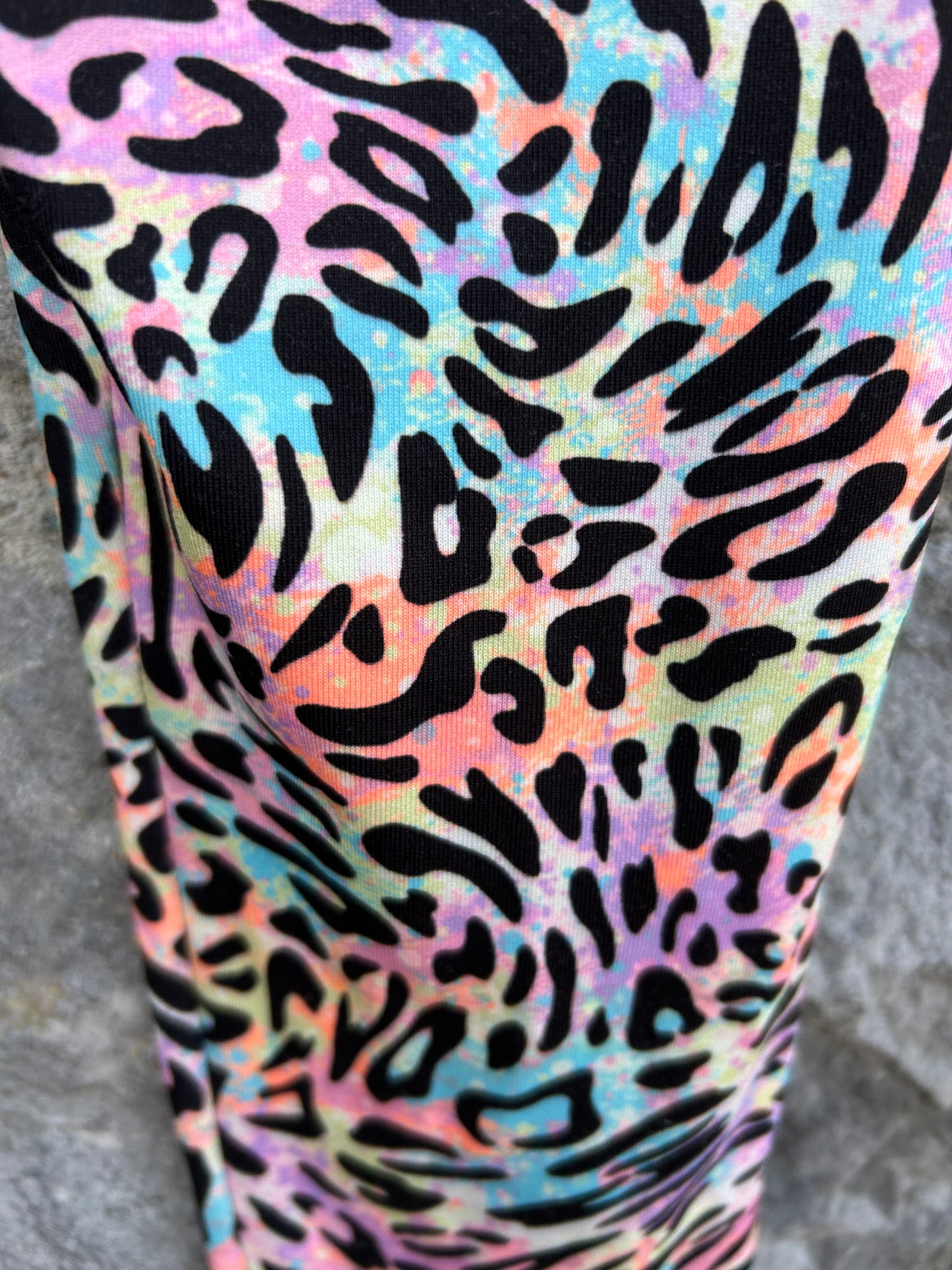 Colourful leopard print leggings 8-9y (128-134cm)