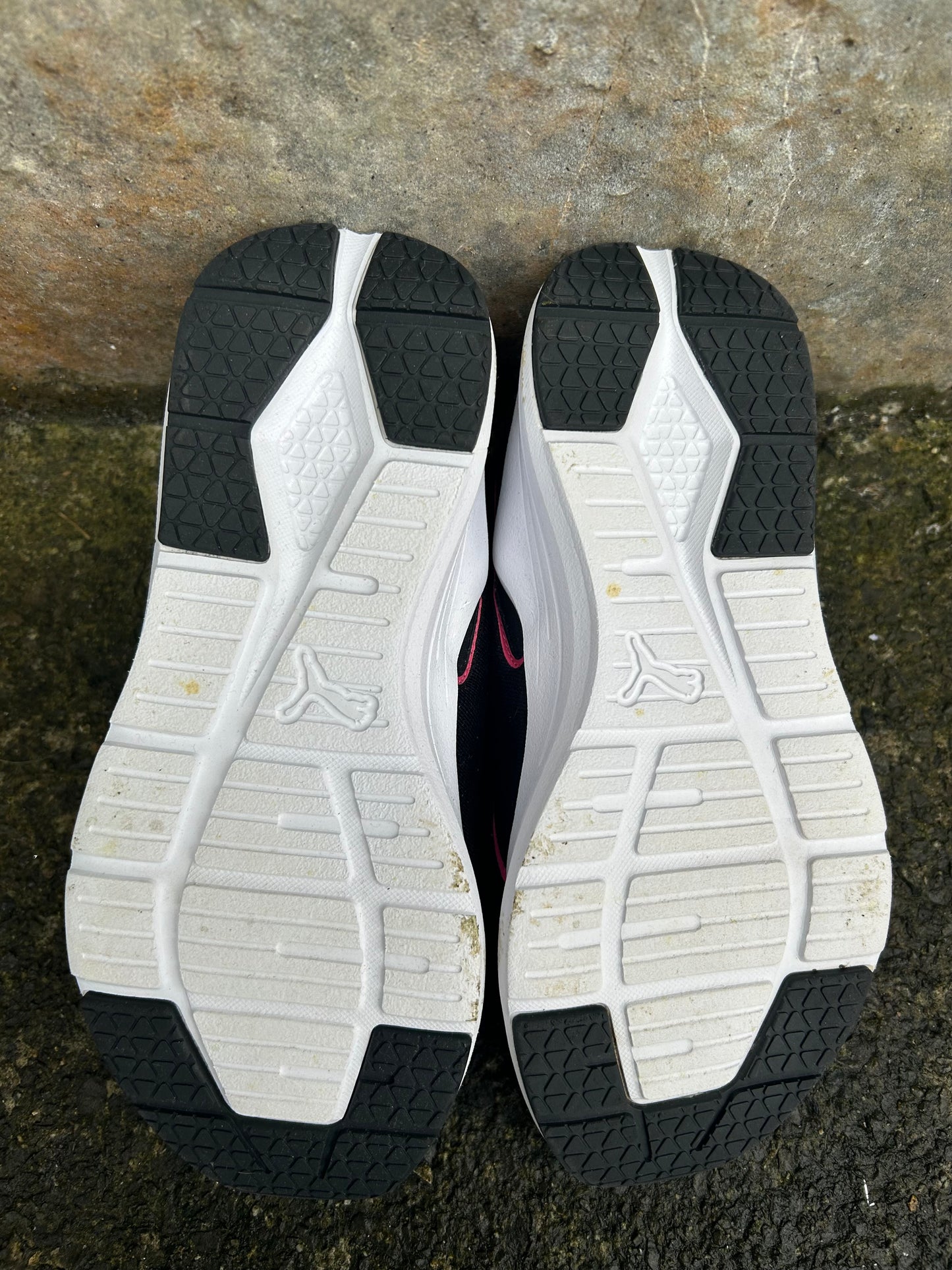 Black trainers uk 2.5 (eu 35.5)