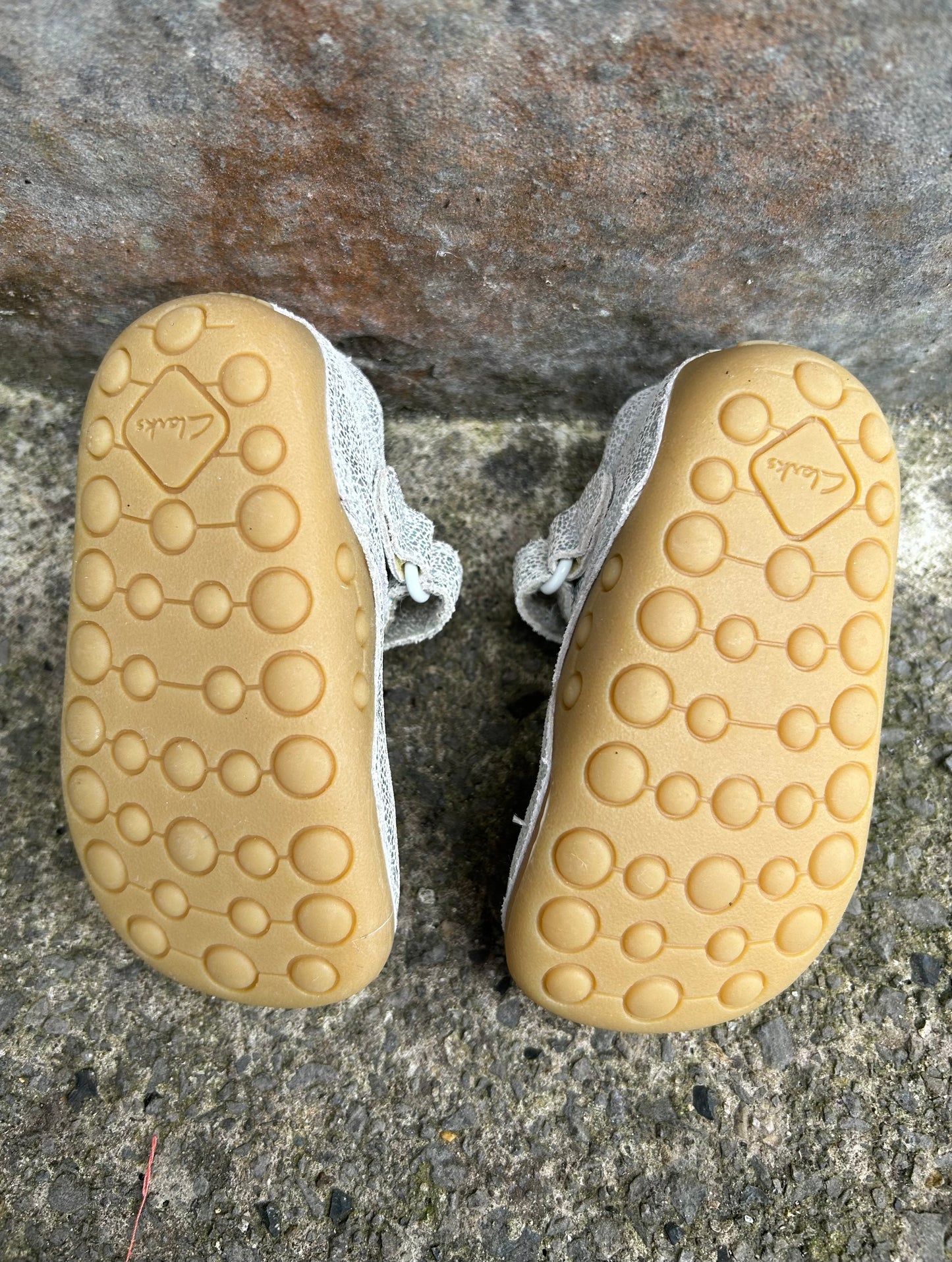 Iridescent Tiny Mist Toddler uk 3F (eu 18.5)