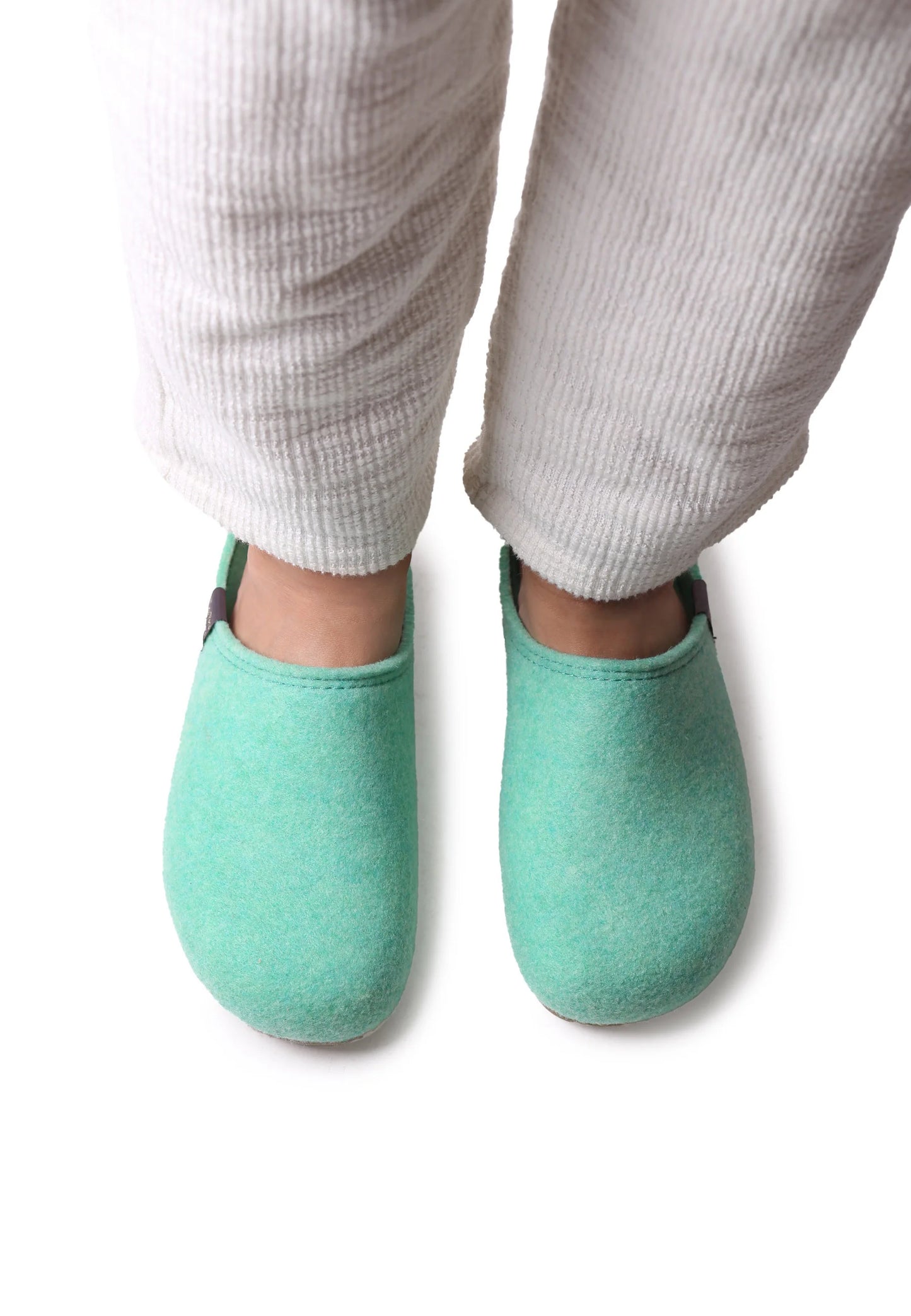 Green slippers uk 5 (eu 38)