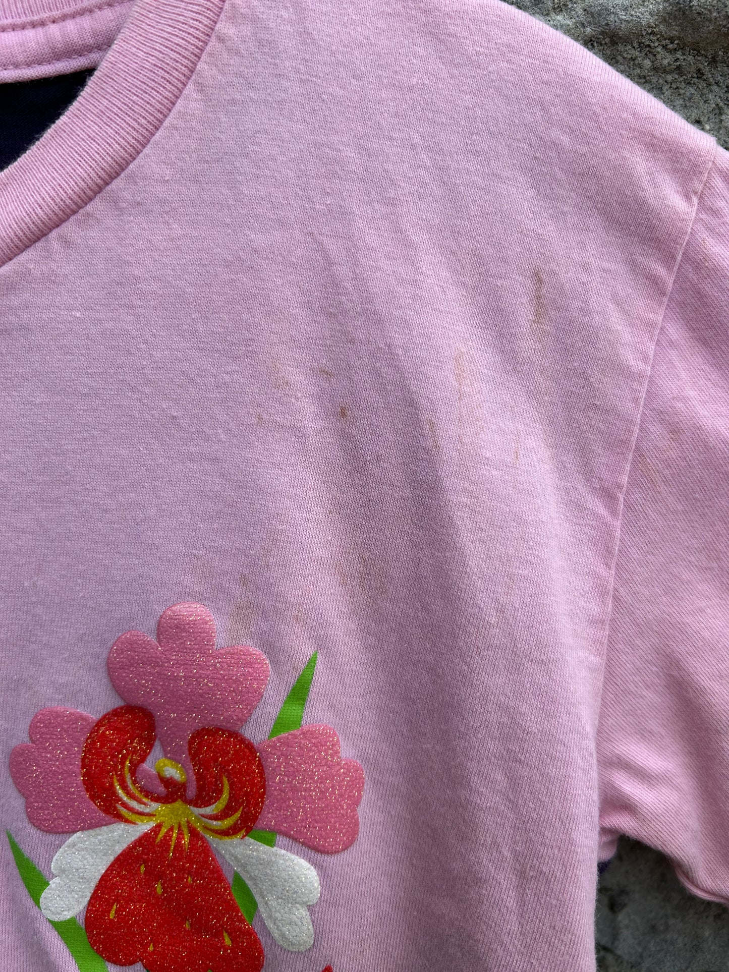 Flowers pink T-shirt 4-5y (104-110cm)
