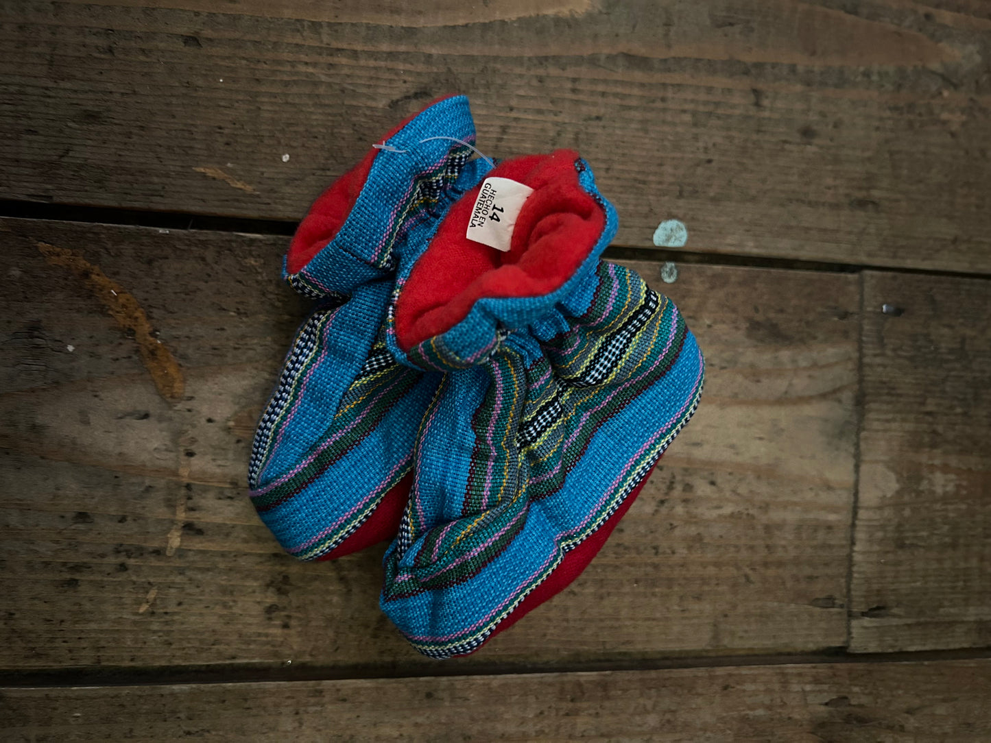 Blue and red baby slippers 3-6m (62-68cm)