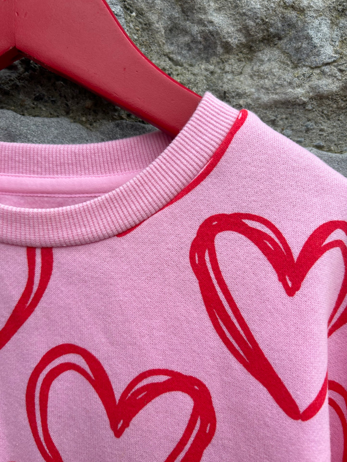 Hearts pink sweat dress 6-7y (116-122cm)