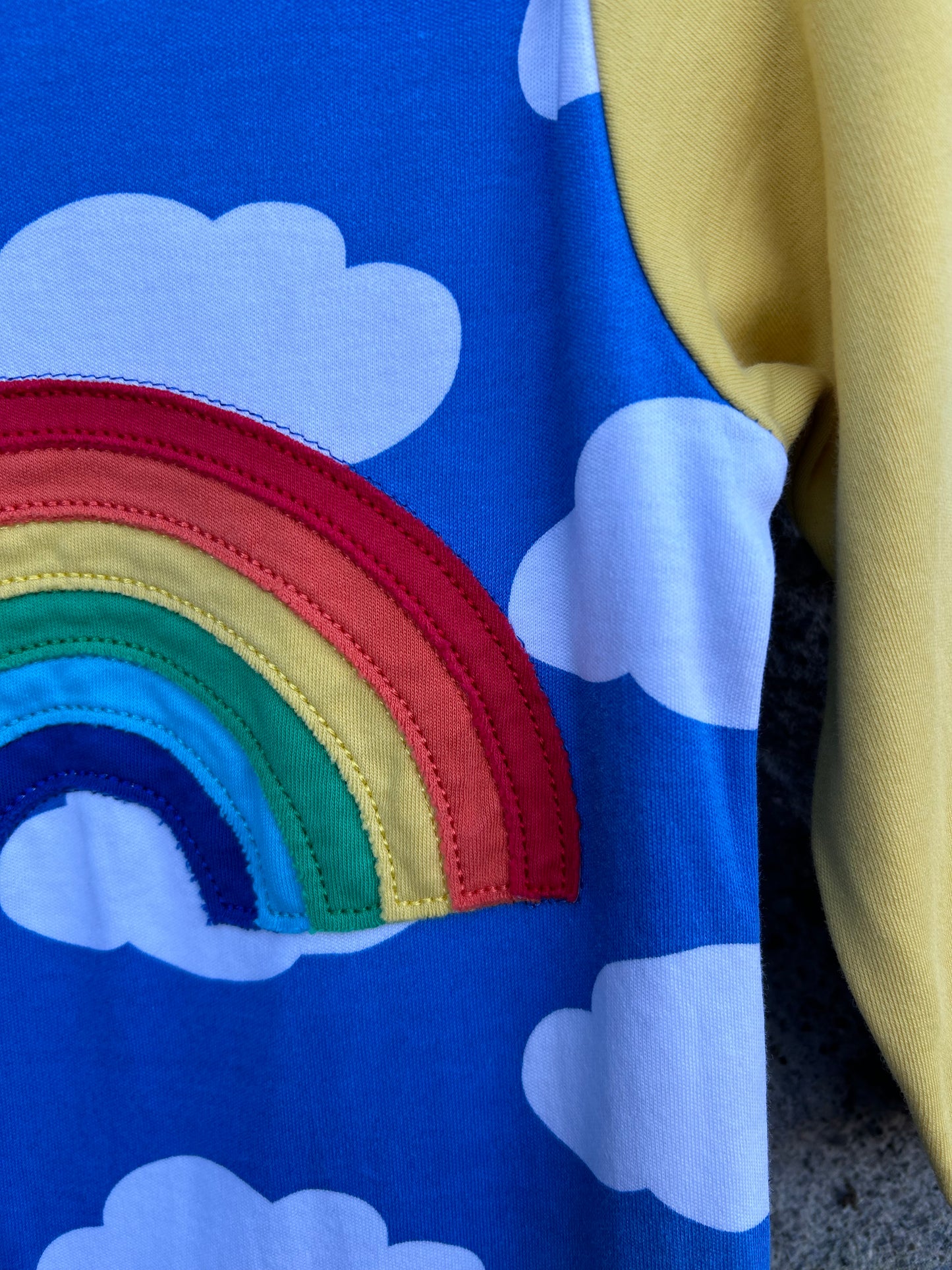 Clouds&rainbow onesie 6-12m (68-80cm)