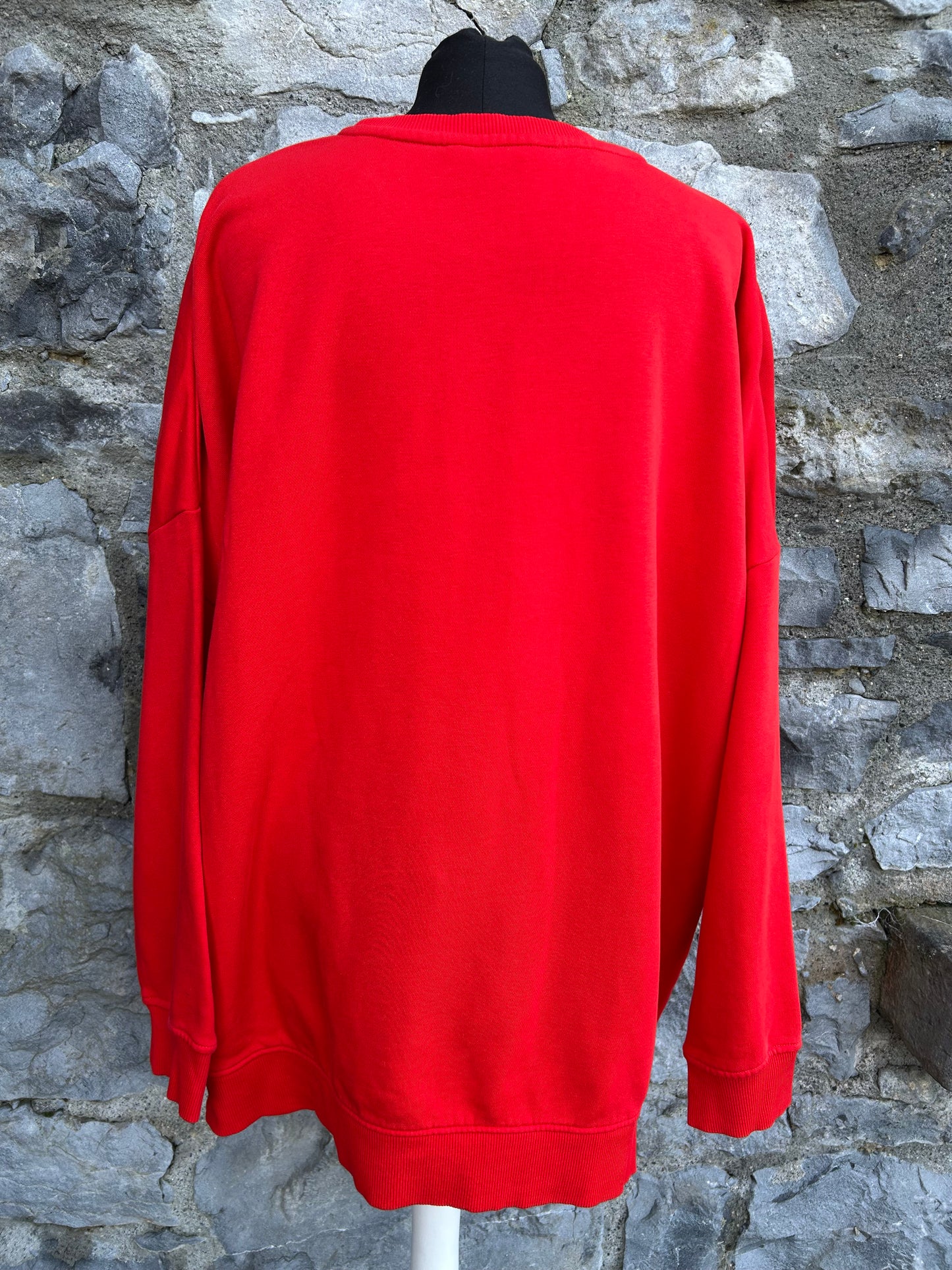 Elf squad red sweatshirt uk 20-22