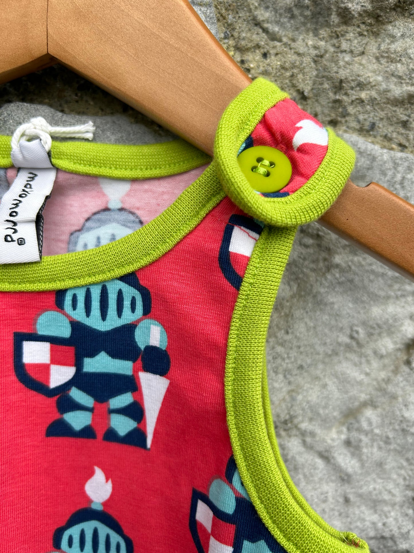 Knights red short dungarees 0-1m (50-56cm)