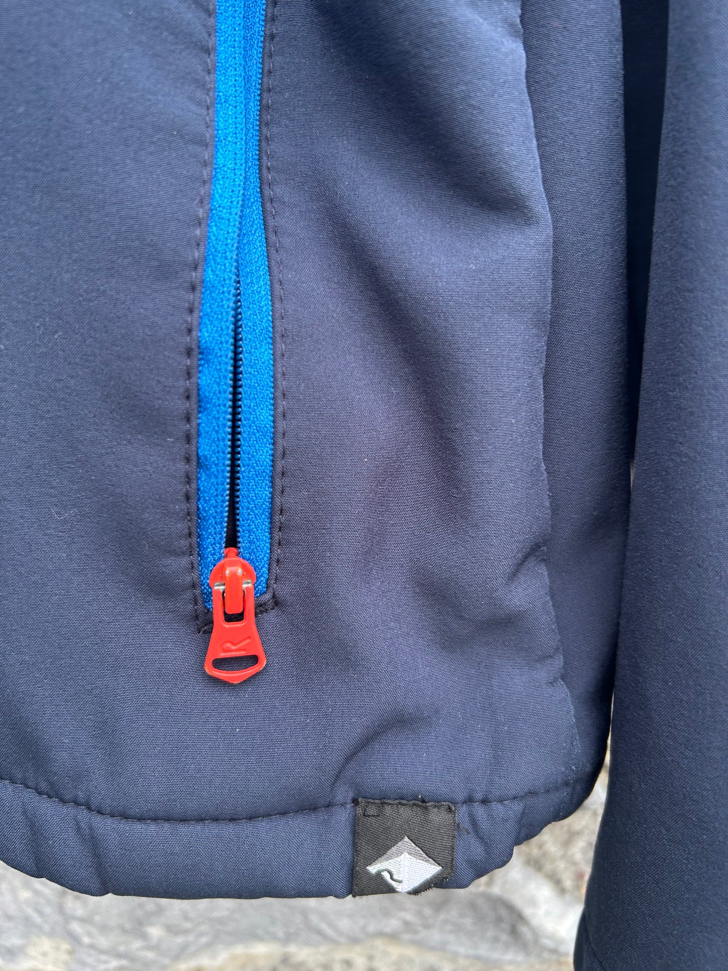 Navy&blue softshell jacket 11-12y (146-152cm)