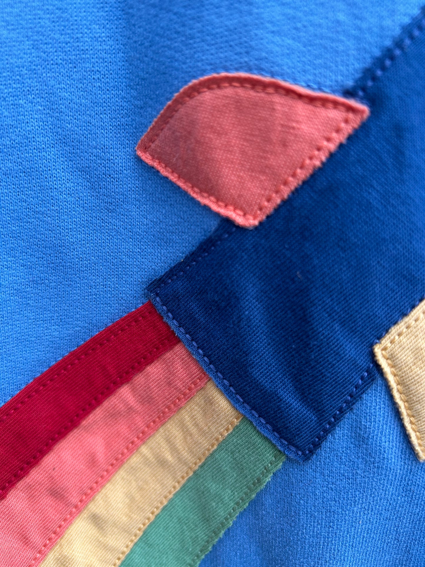 Rainbow Rocket Sweatshirt 10-11y (140-146cm)