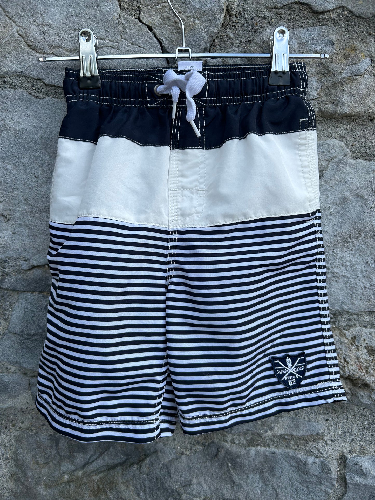 Navy stripy shorts 5y (110cm)