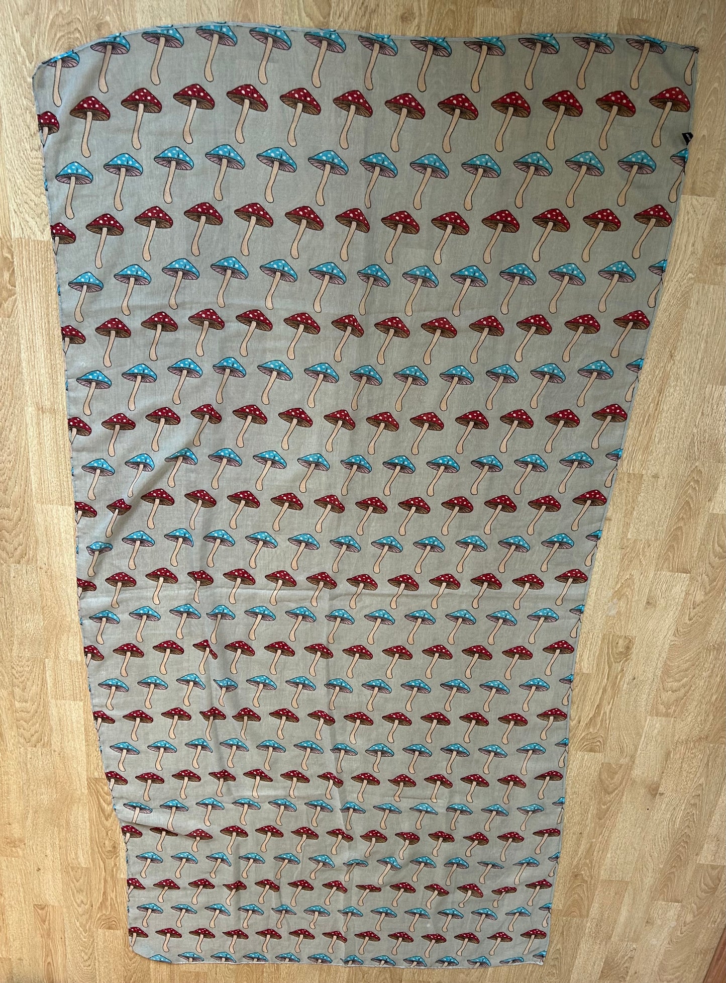 Mushroom scarf