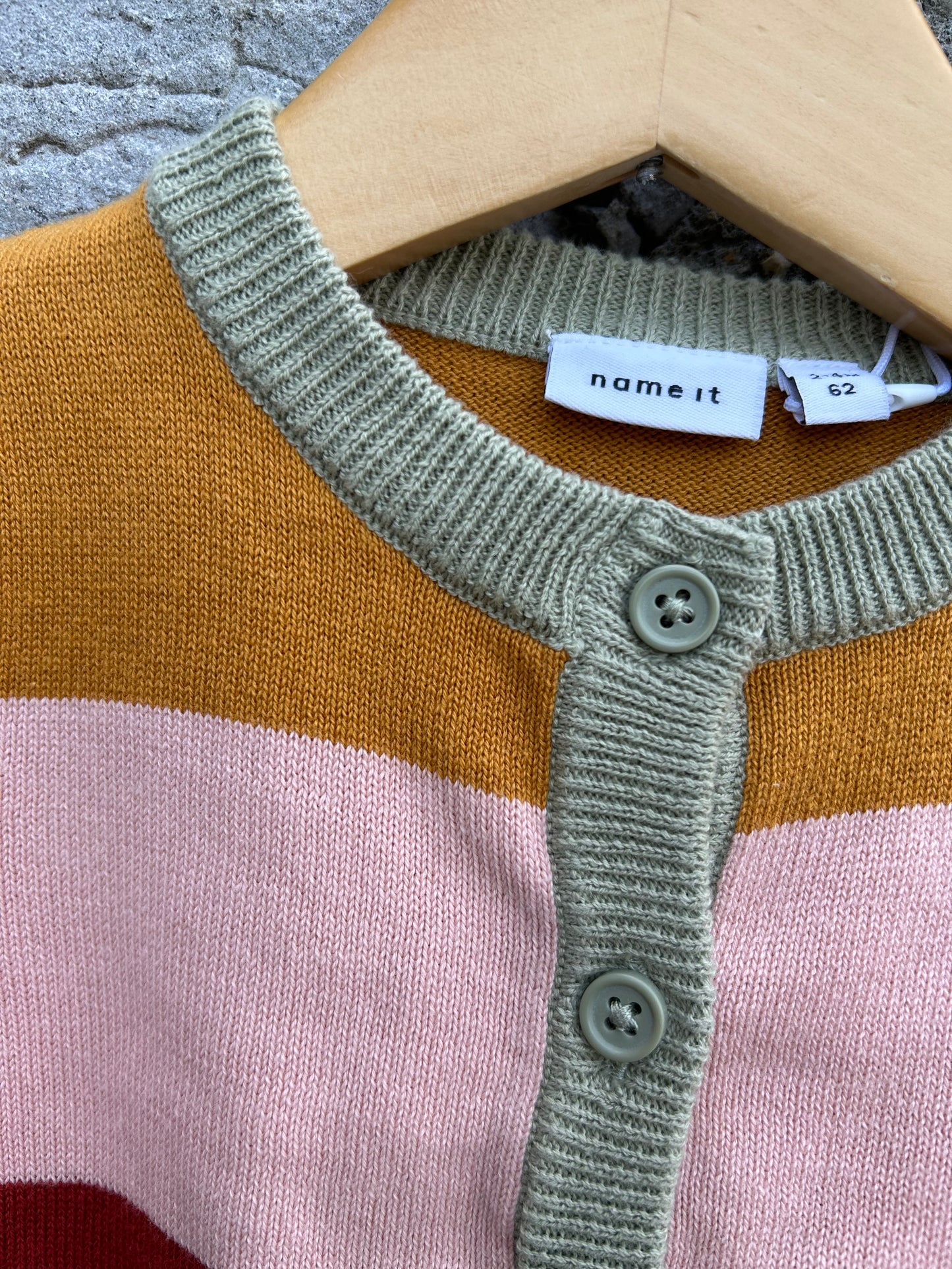 Pink,khaki&maroon cardigan 3m (62cm)
