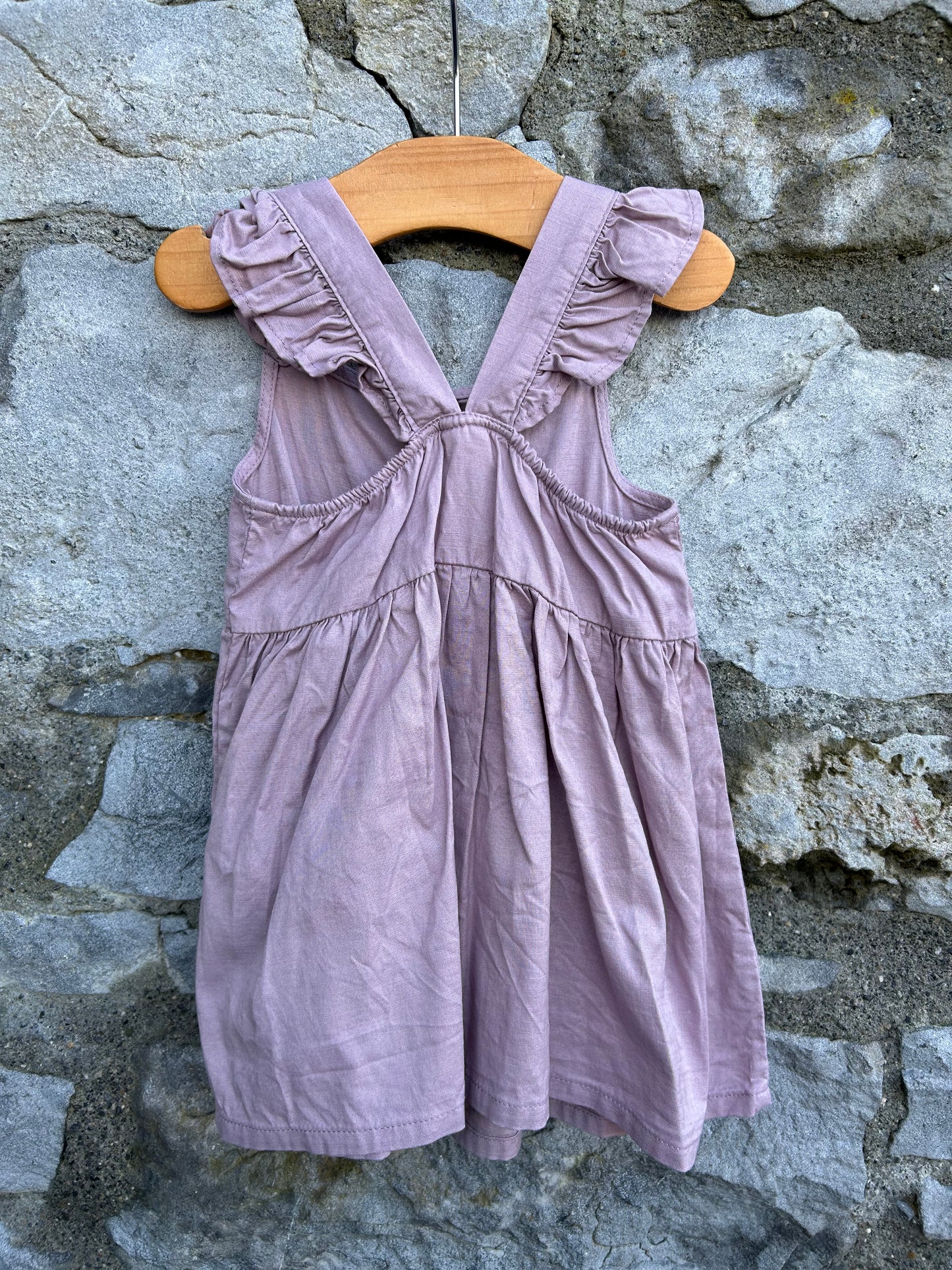 Lilac linen pinafore 6-9m (68-74cm)