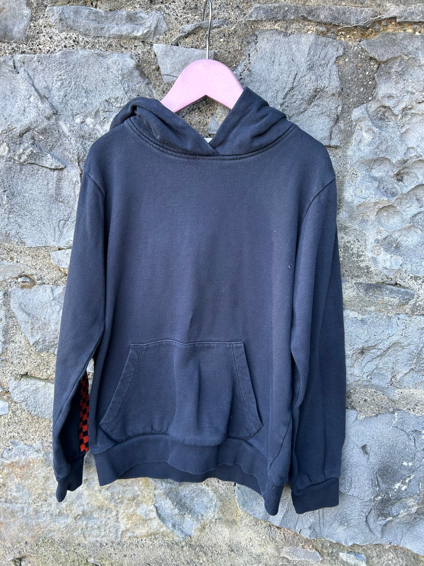 Navy hoodie 9y (134cm)