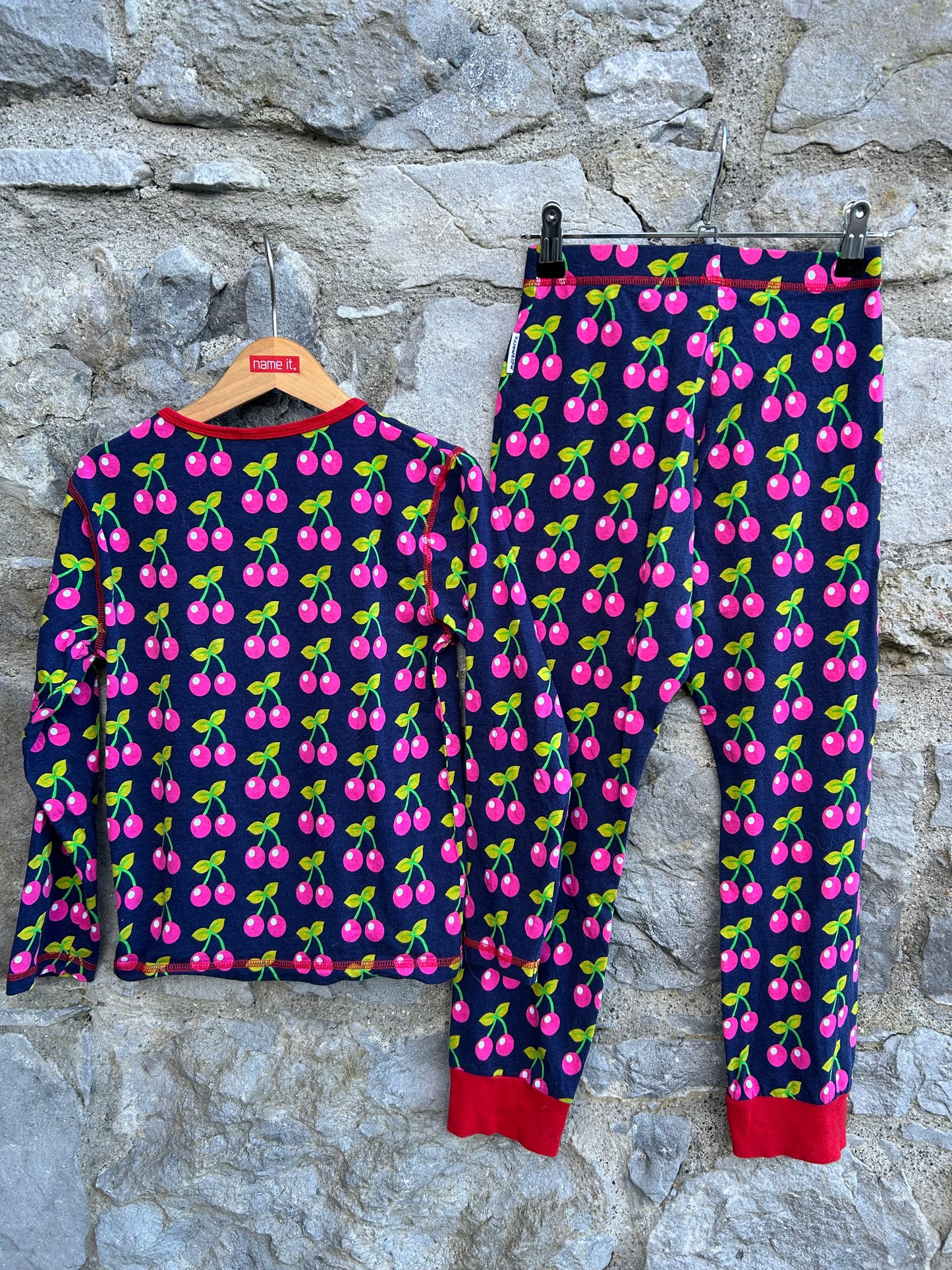 Cherry pjs 9-10y (134-140cm)