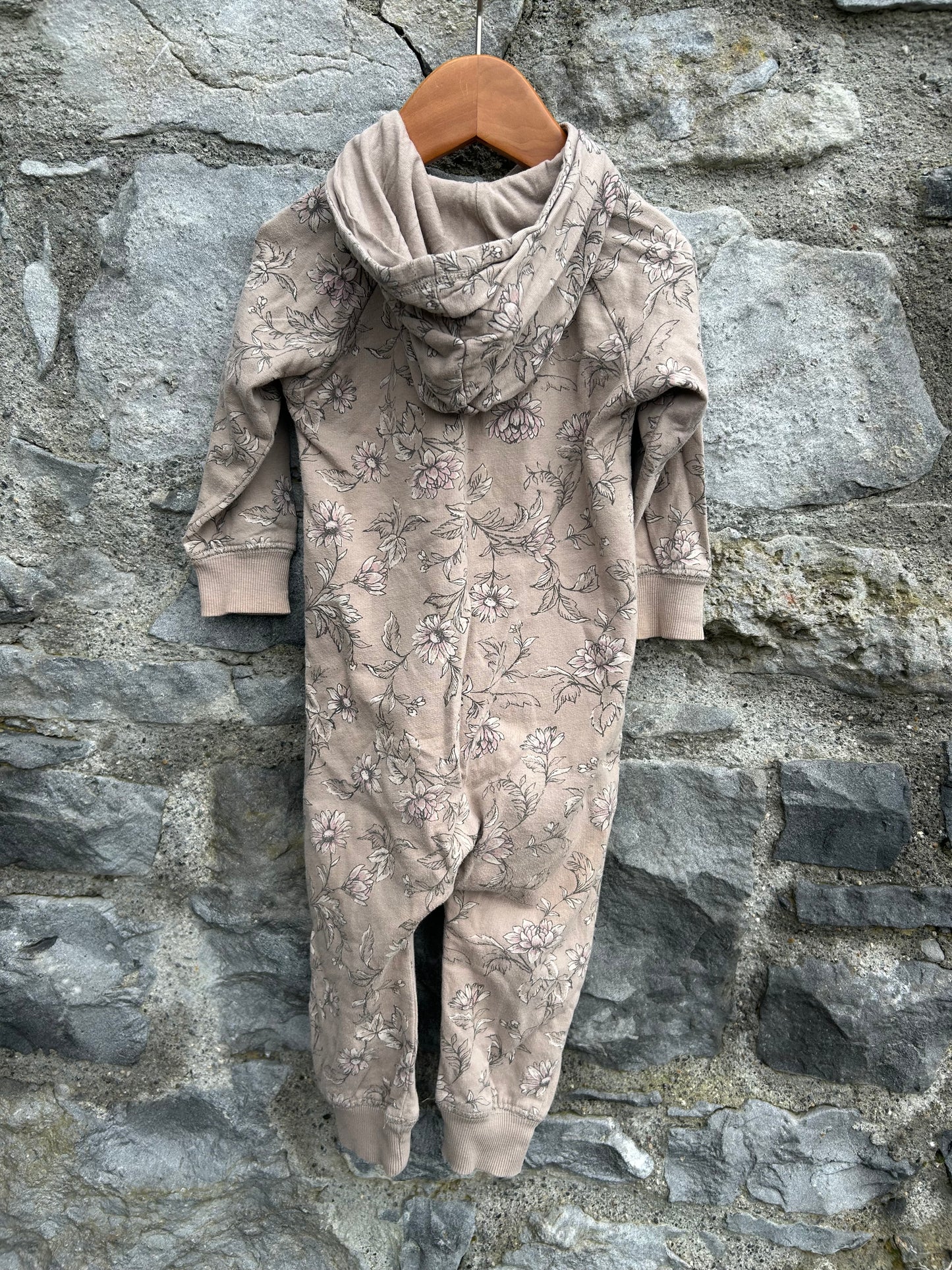Beige floral hooded onesie 9-12m (74-80cm)