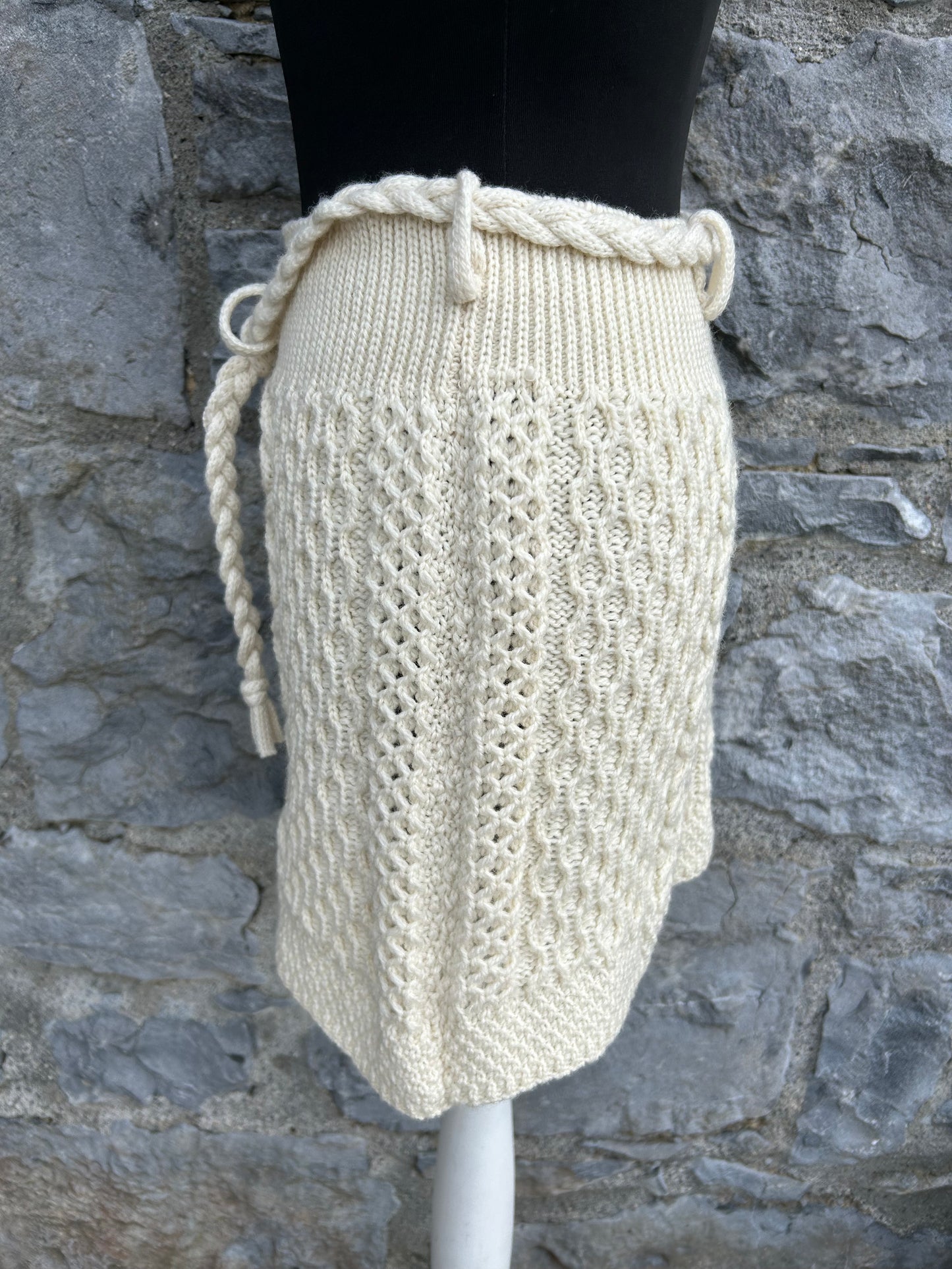 Cream Aran style knitted skirt uk 6-8