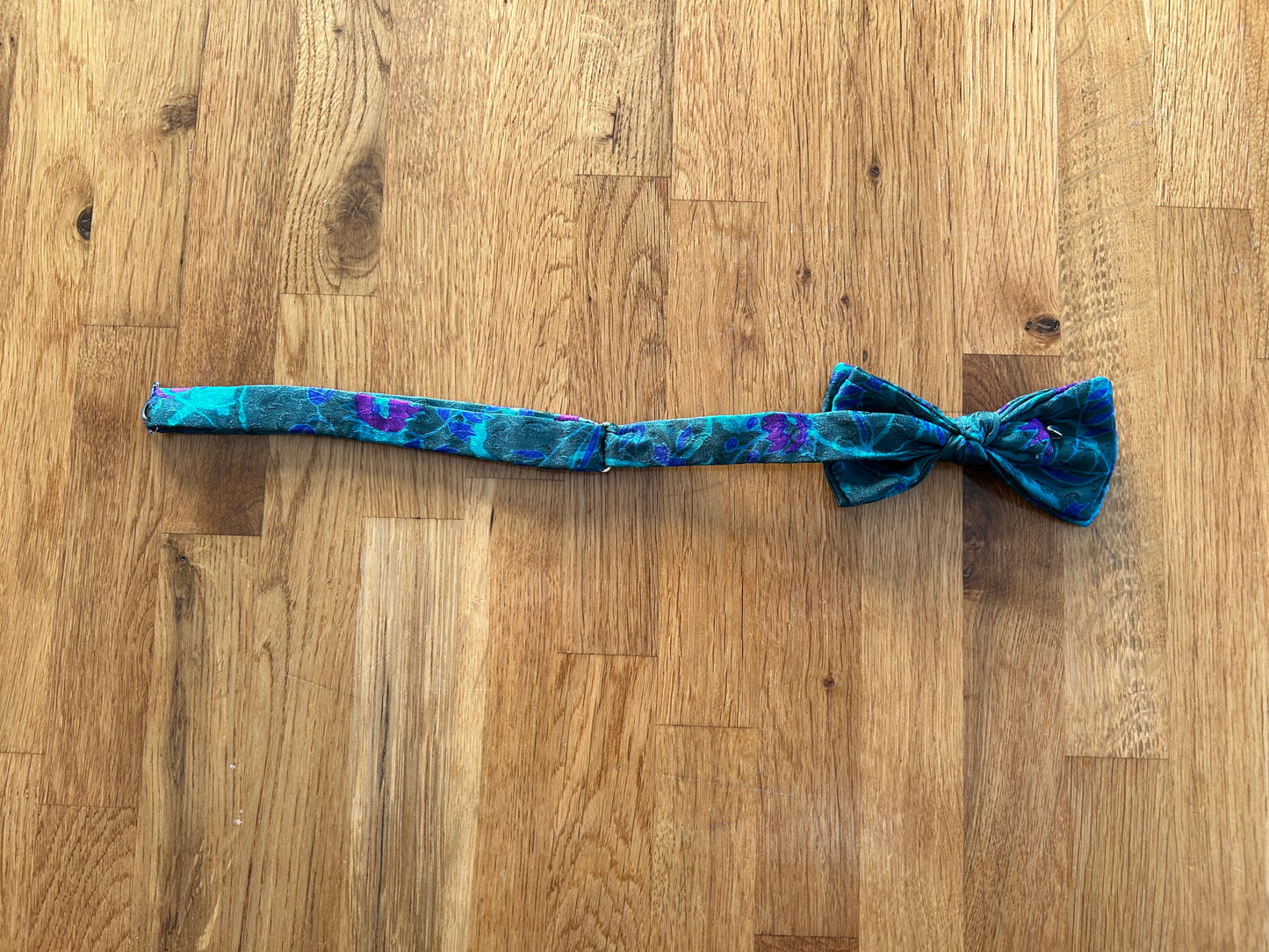 Green teal & purple bow tie