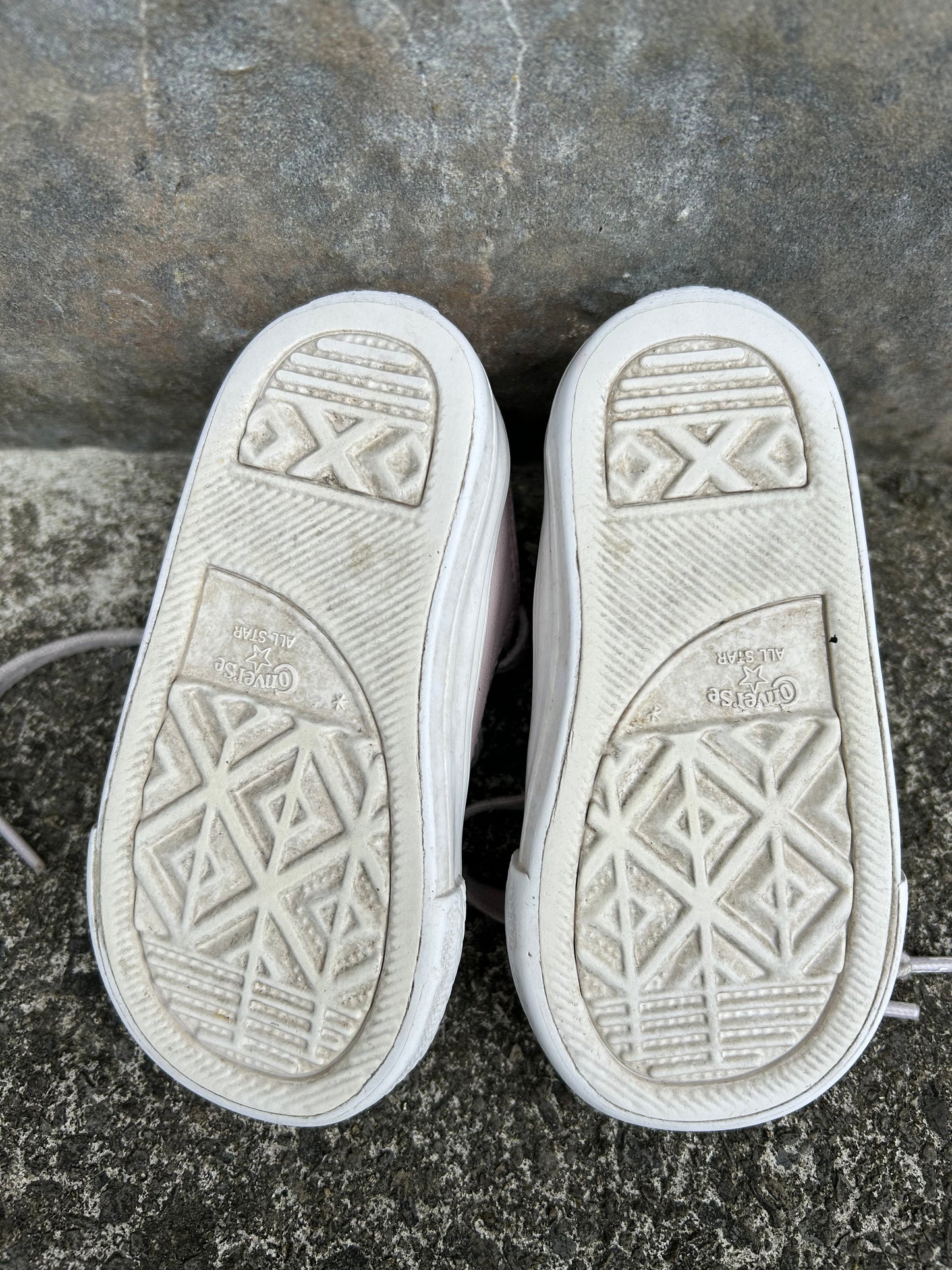Pink trainers uk 5 (eu 21)
