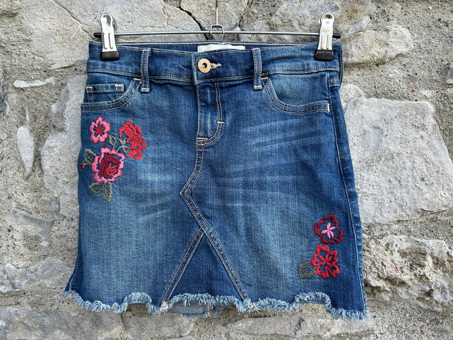 Denim embroidered skirt 9-10y (134-140cm)