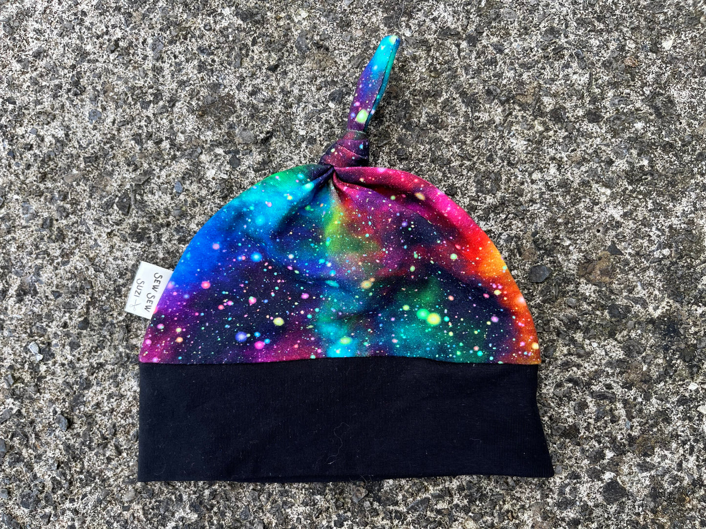 Galaxy hat 3-6m (62-68cm)