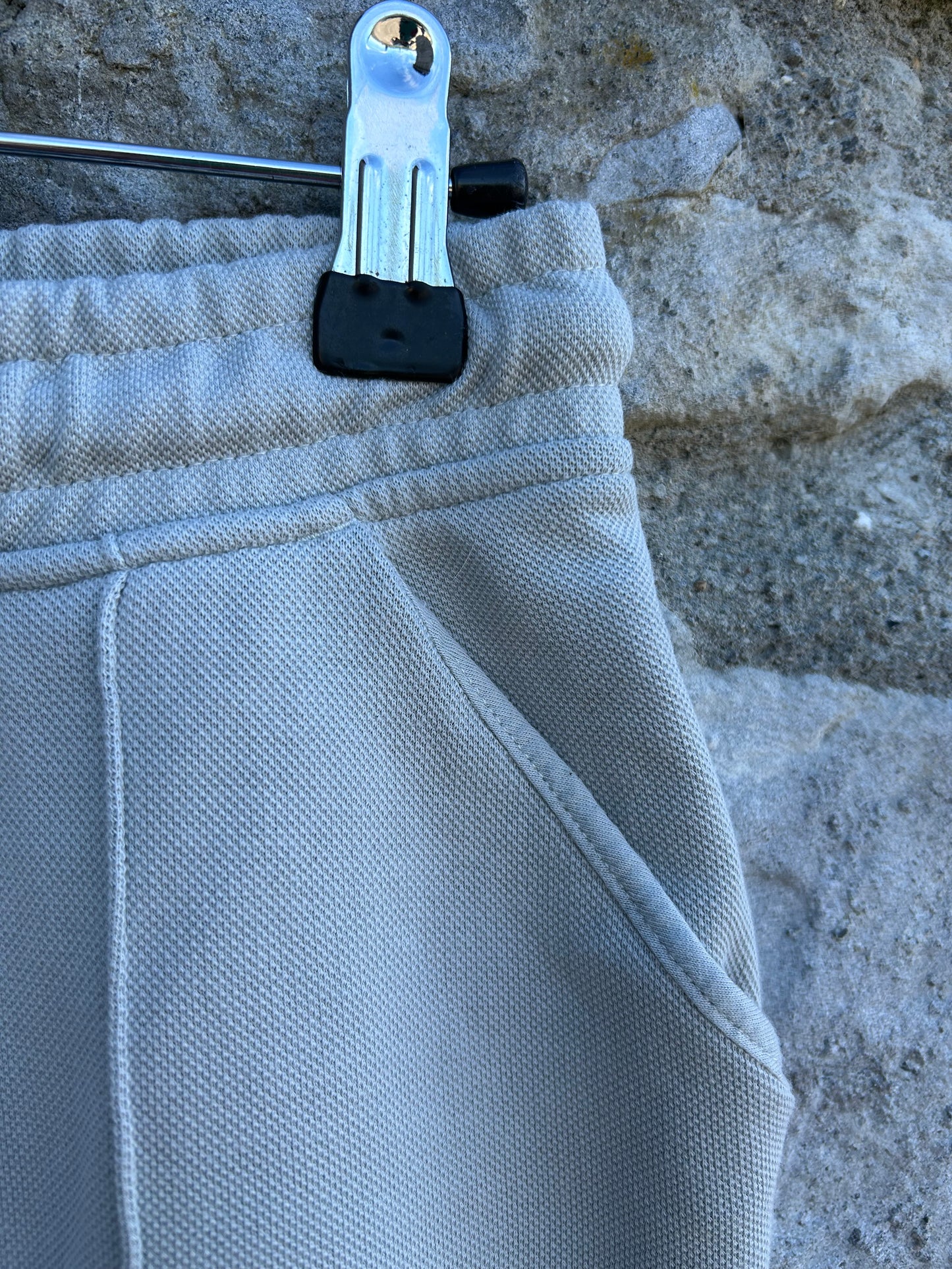 Beige shorts 12y (152cm)