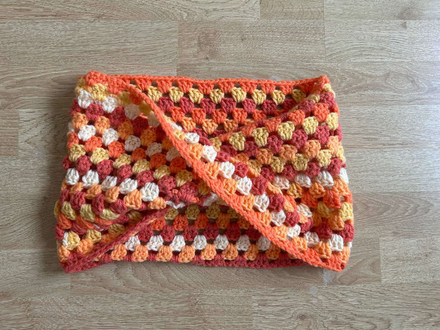 Orange&coral twist scarf