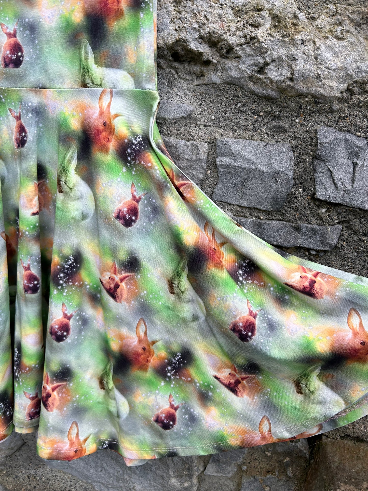 Bunnies green spin dress 9-10y (134-140cm)