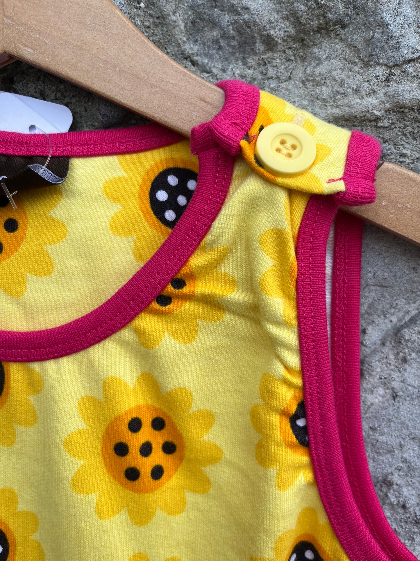 Sunflowers pinafore 9-10y (134-140cm)