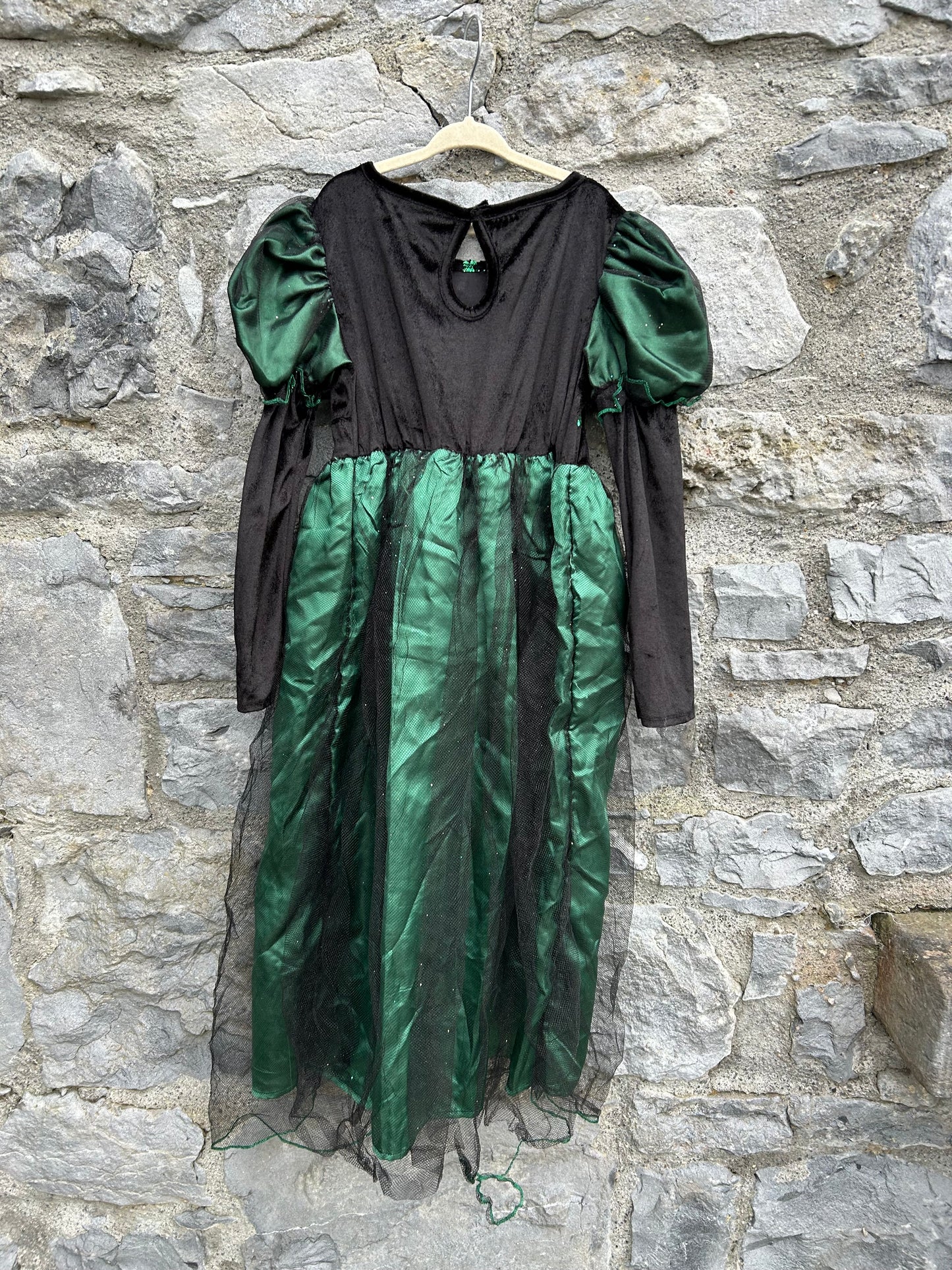 Green witch 9y (134cm)