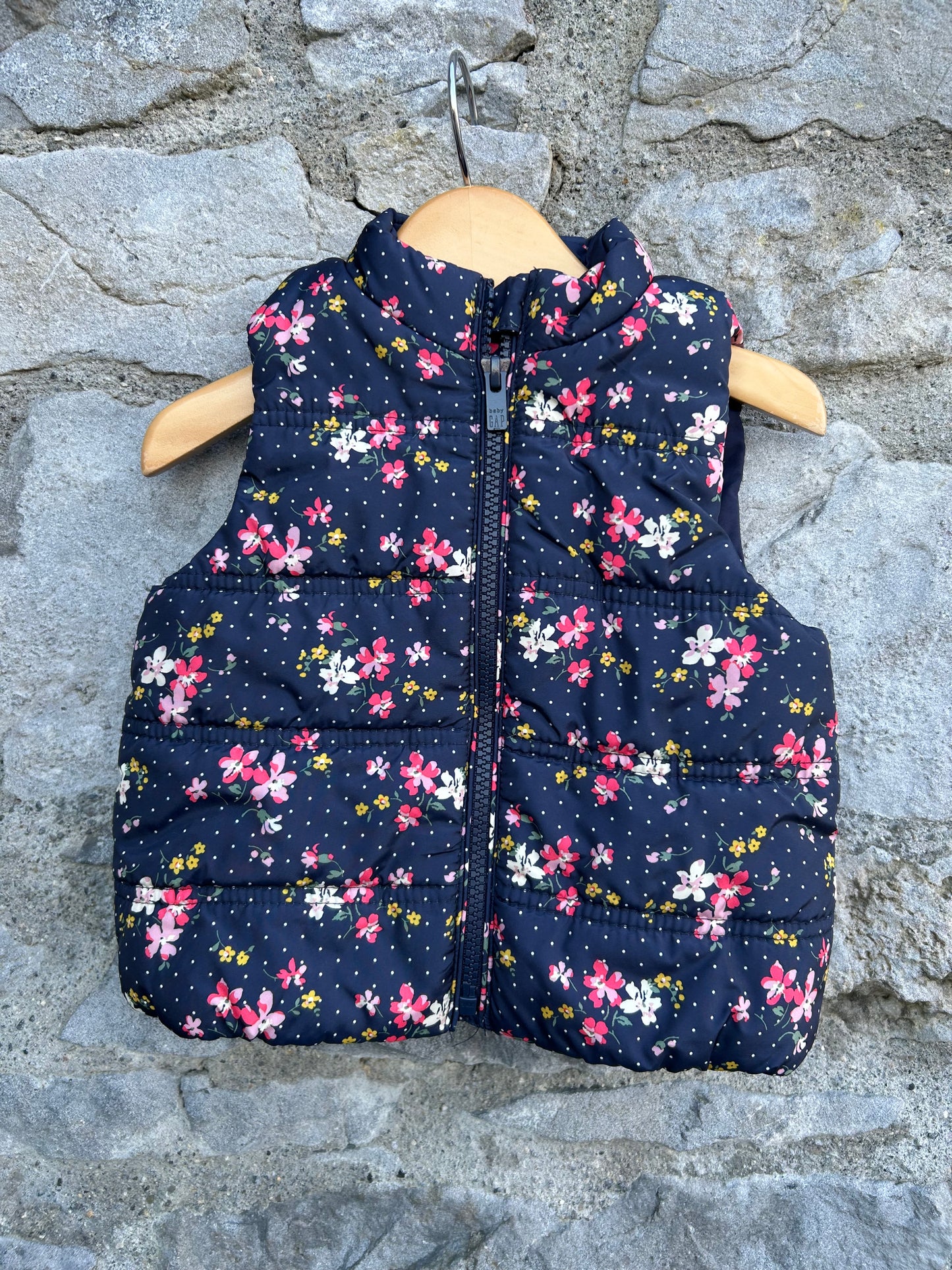 Floral navy gilet 12-18m (80-86cm)