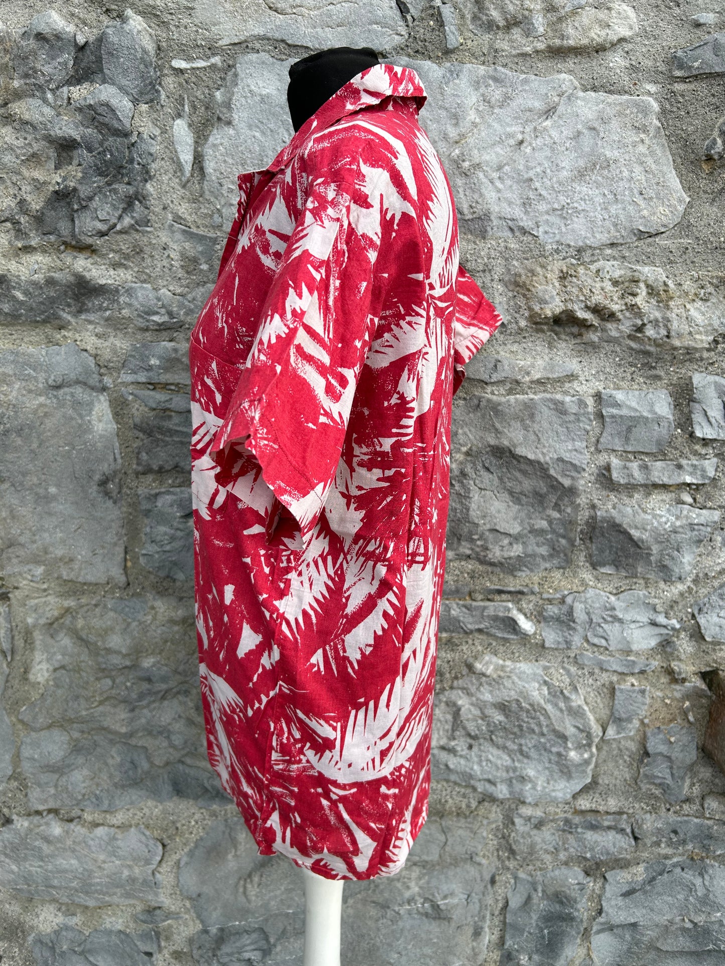 Red palm leaves shirt Small