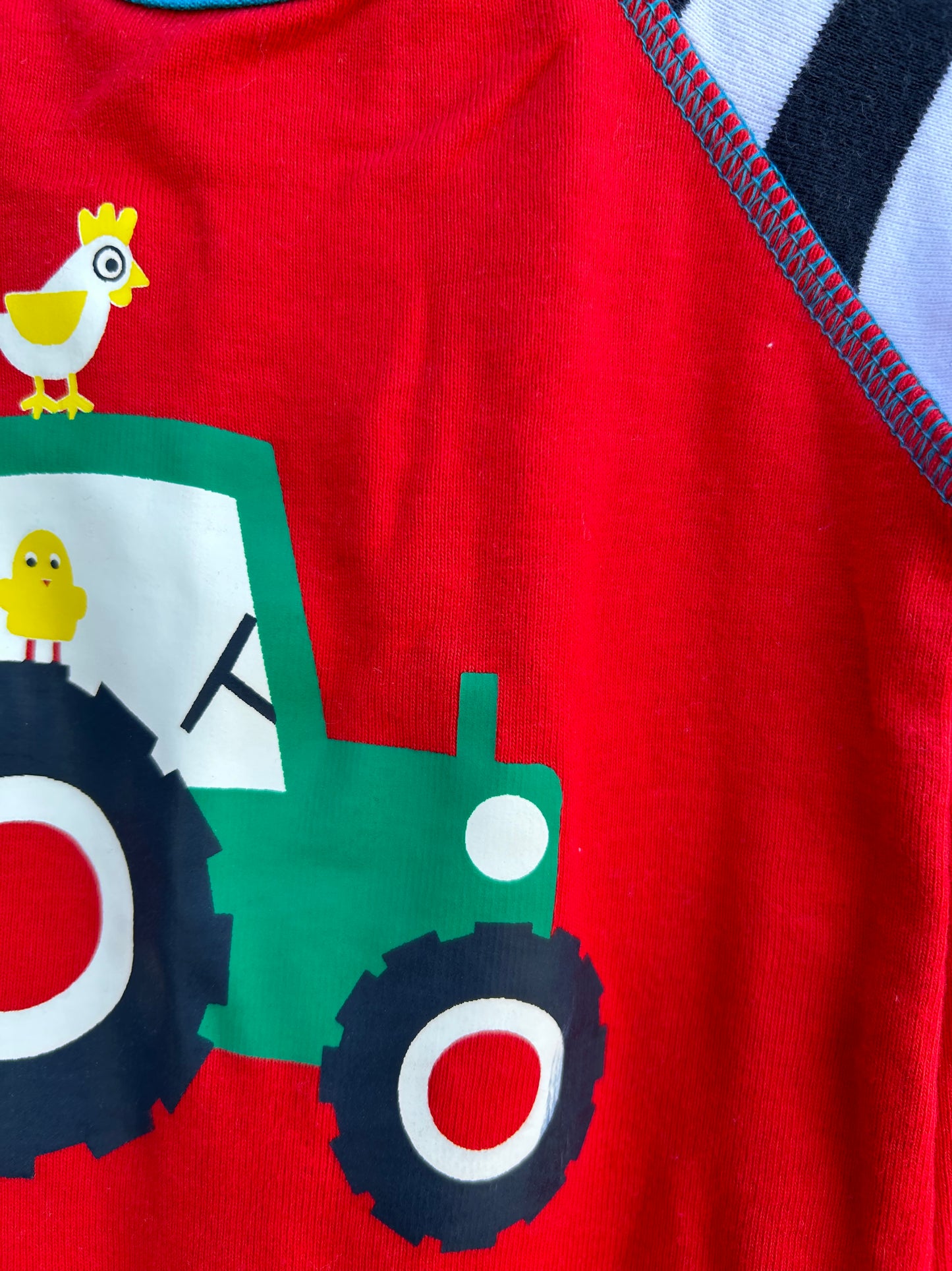 Tractor red onesie 0-3m (56-62cm)