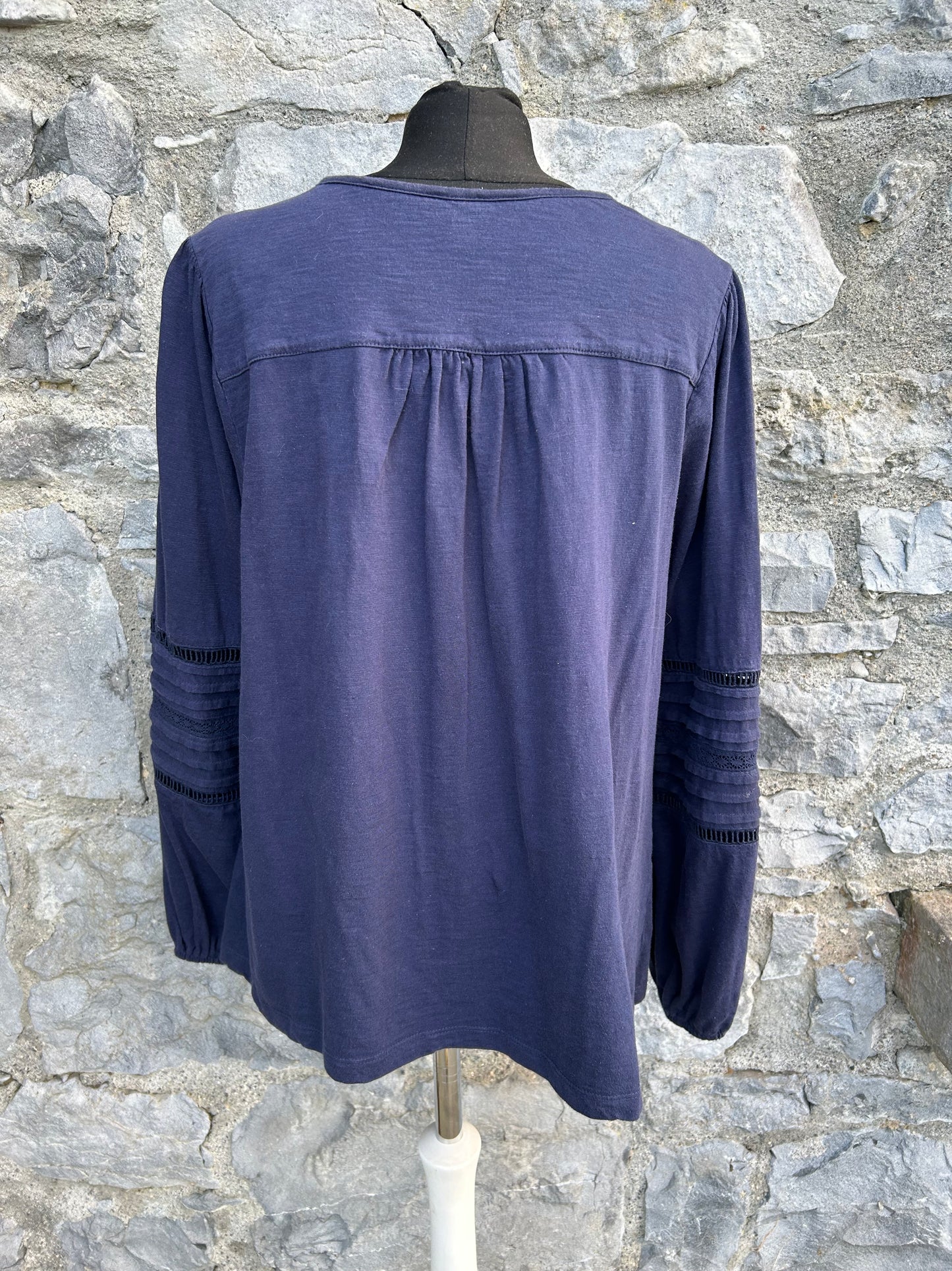 Navy top uk 12-14