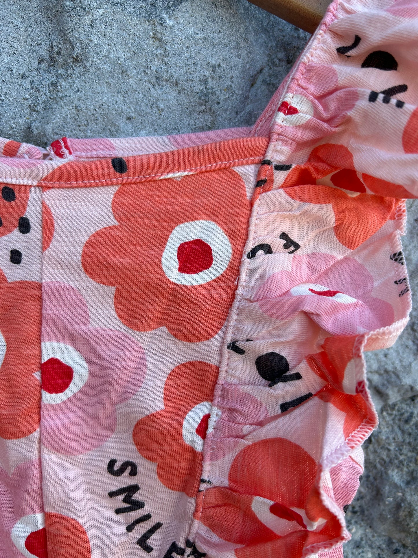 Big flowers short jumpsuit 3-4y (98-104cm)