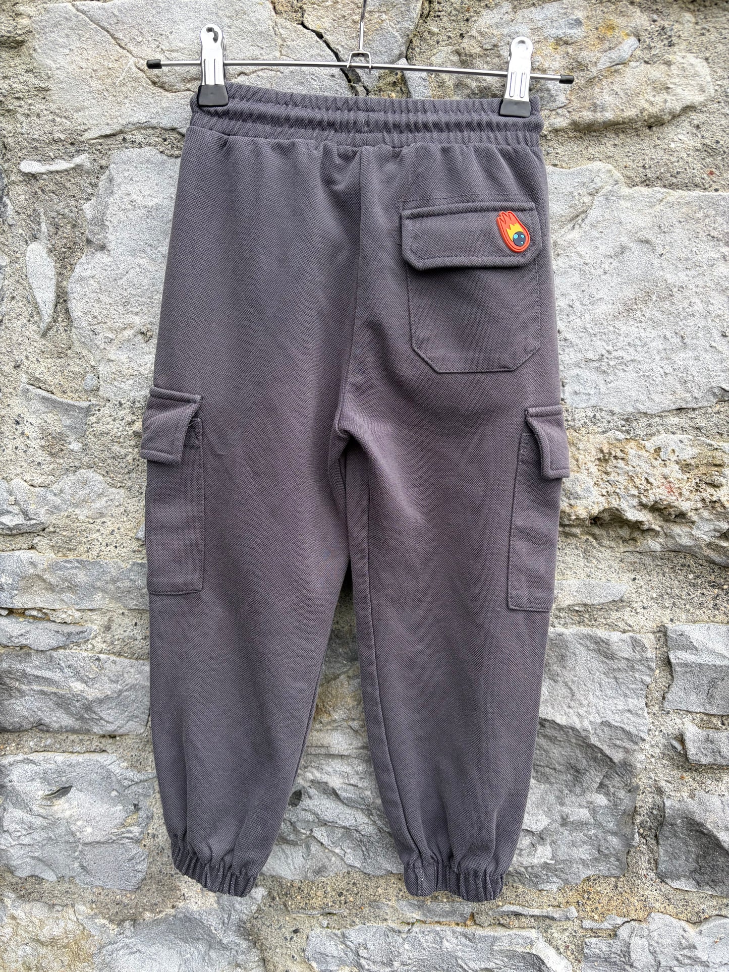 Grey combat sweat pants 4-5y (104-110cm)