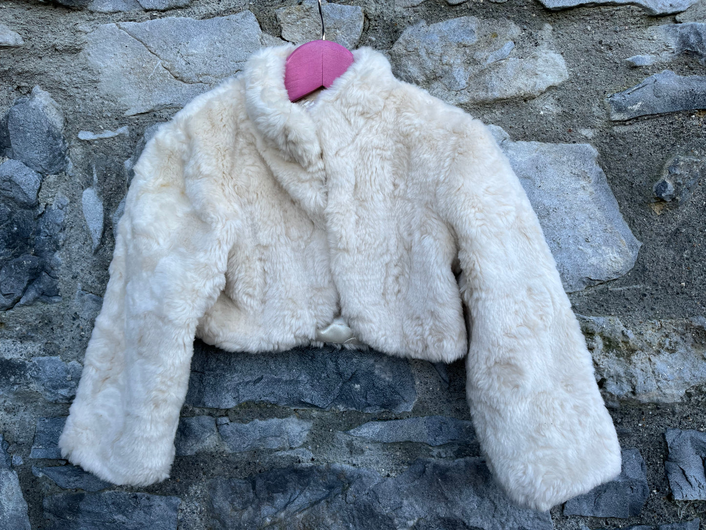 Cream short faux fur 3-4y (98-104cm)