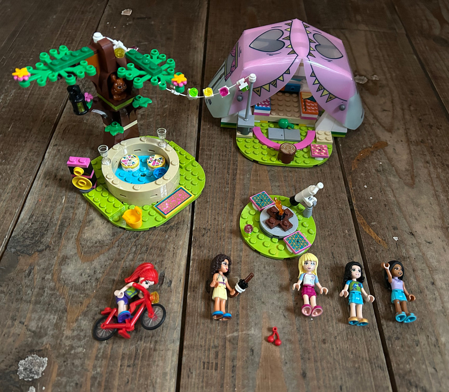 Lego nature glamping 41392